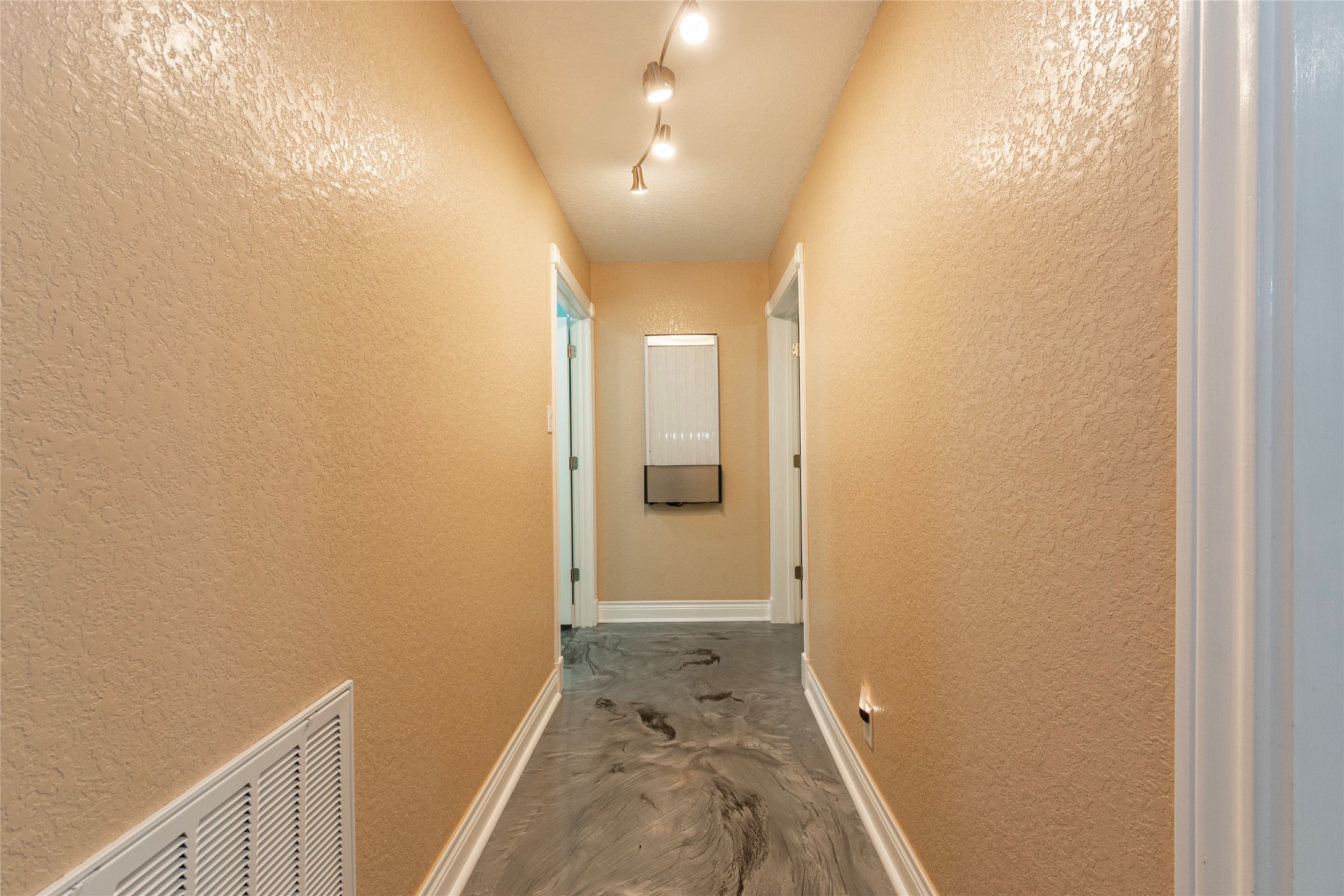 431 Shady Oaks Harbor Property Photo 23