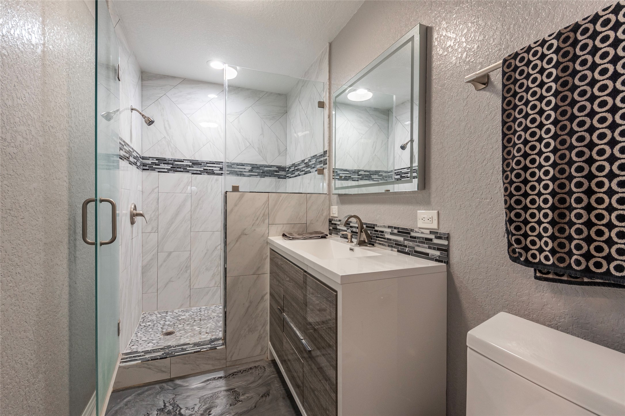 431 Shady Oaks Harbor Property Photo 28