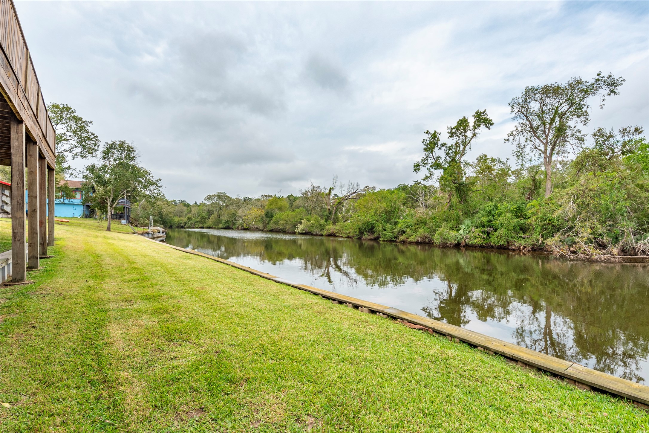 431 Shady Oaks Harbor Property Photo 38