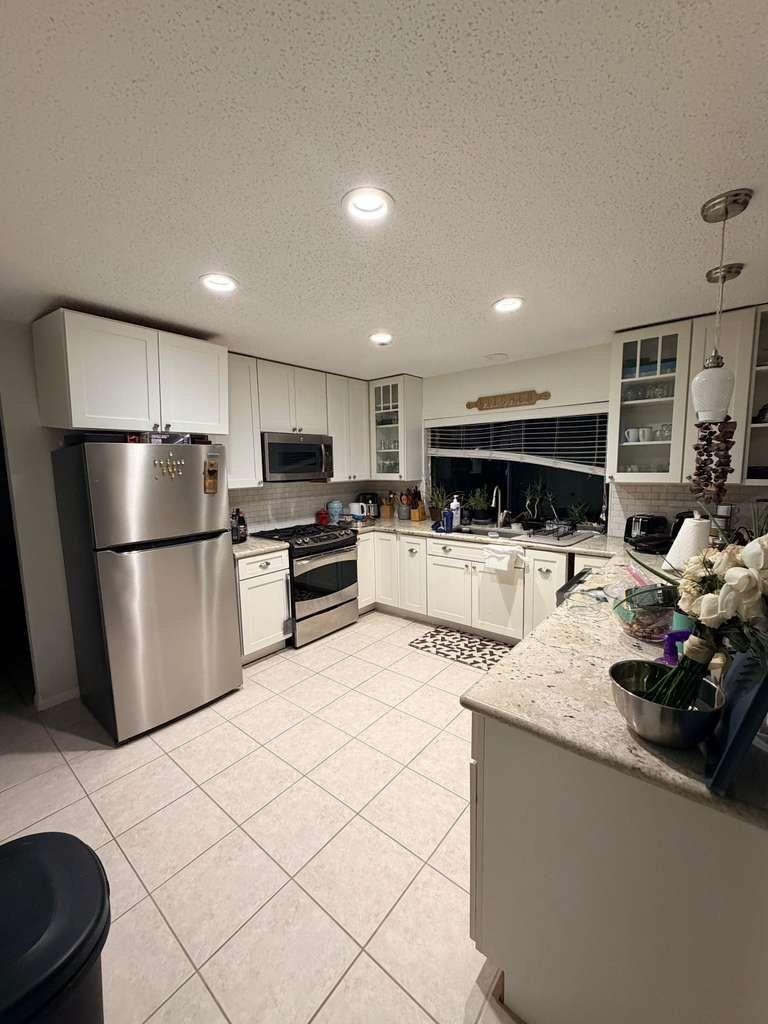 3423 Woodsage Drive Property Photo 8