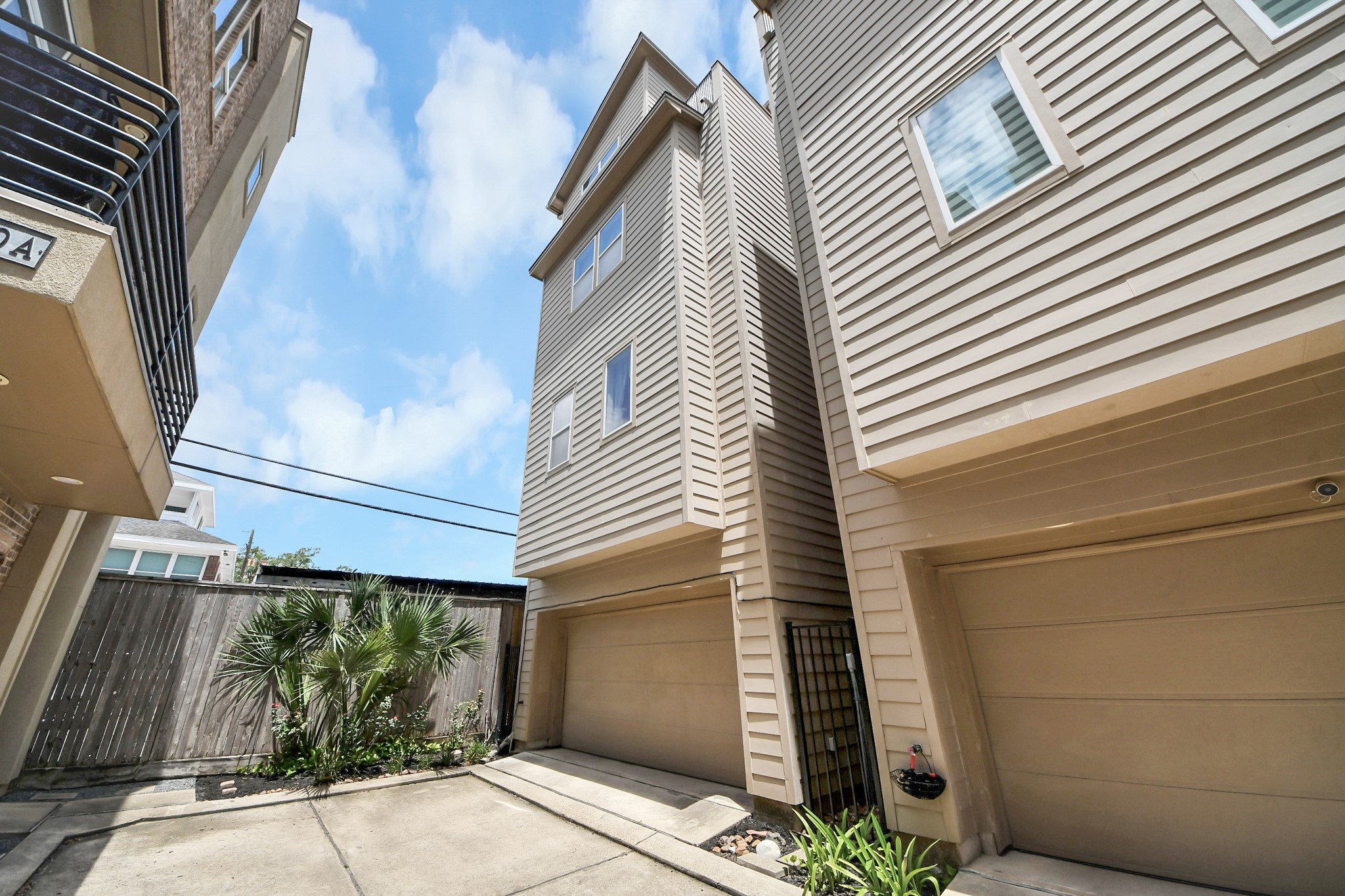 1807 W Webster Street Property Photo 5