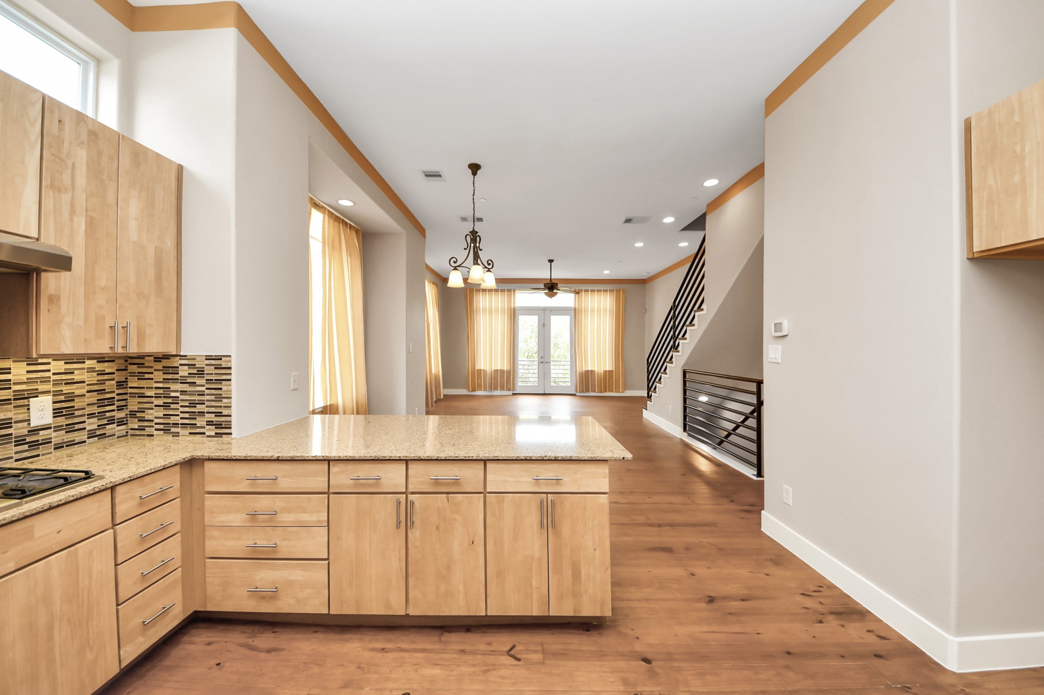 1807 W Webster Street Property Photo 15