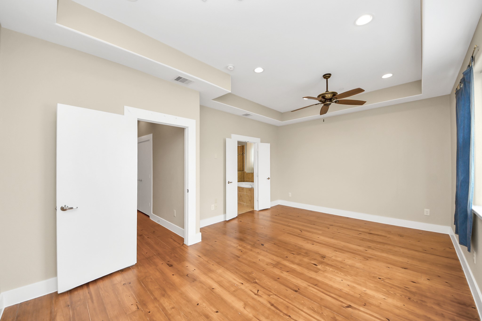 1807 W Webster Street Property Photo 18