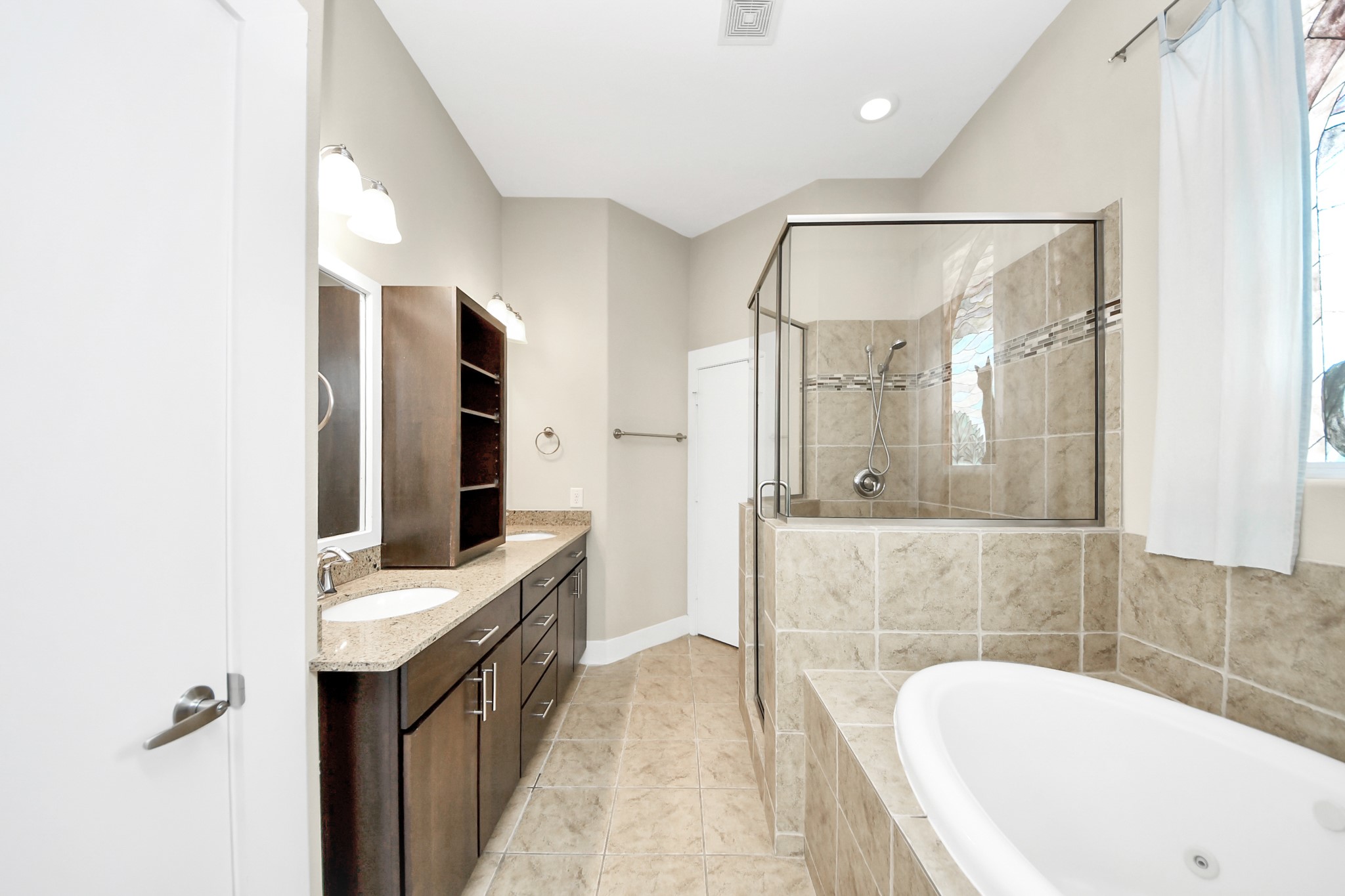 1807 W Webster Street Property Photo 20