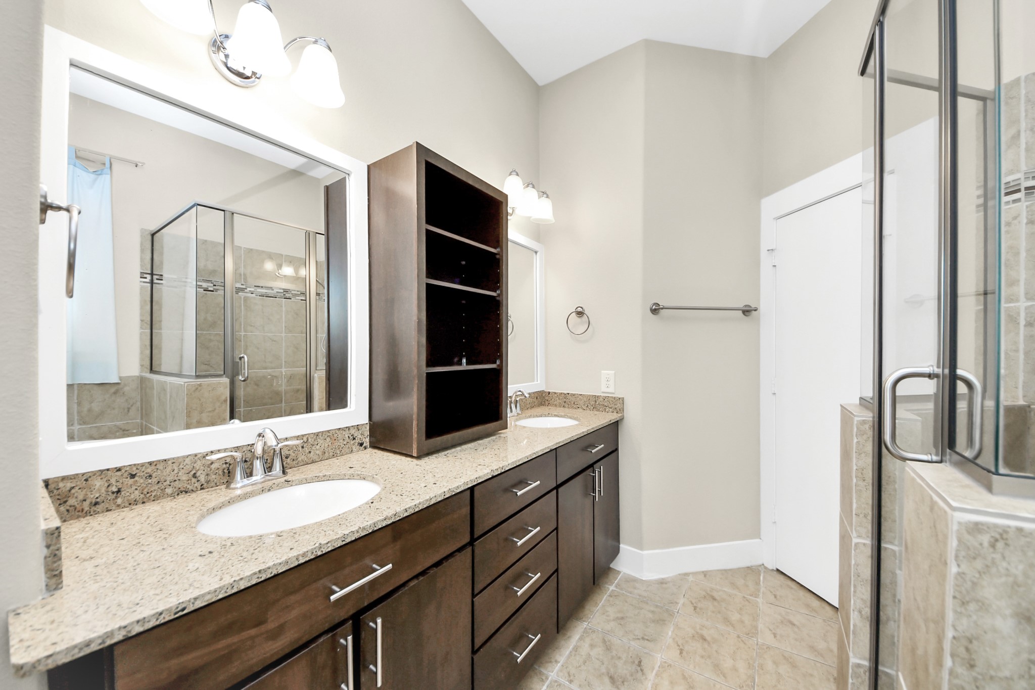 1807 W Webster Street Property Photo 21