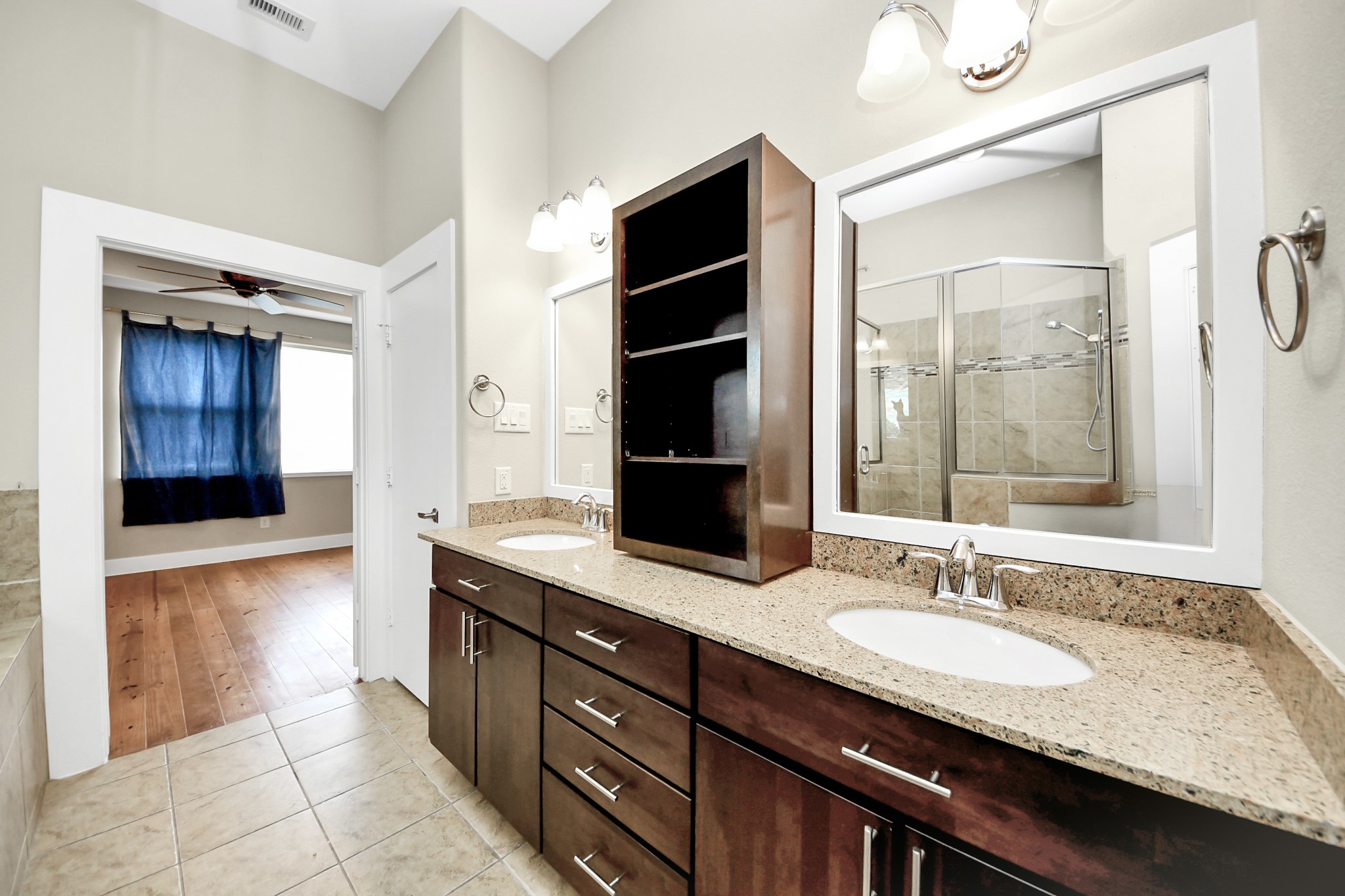 1807 W Webster Street Property Photo 22