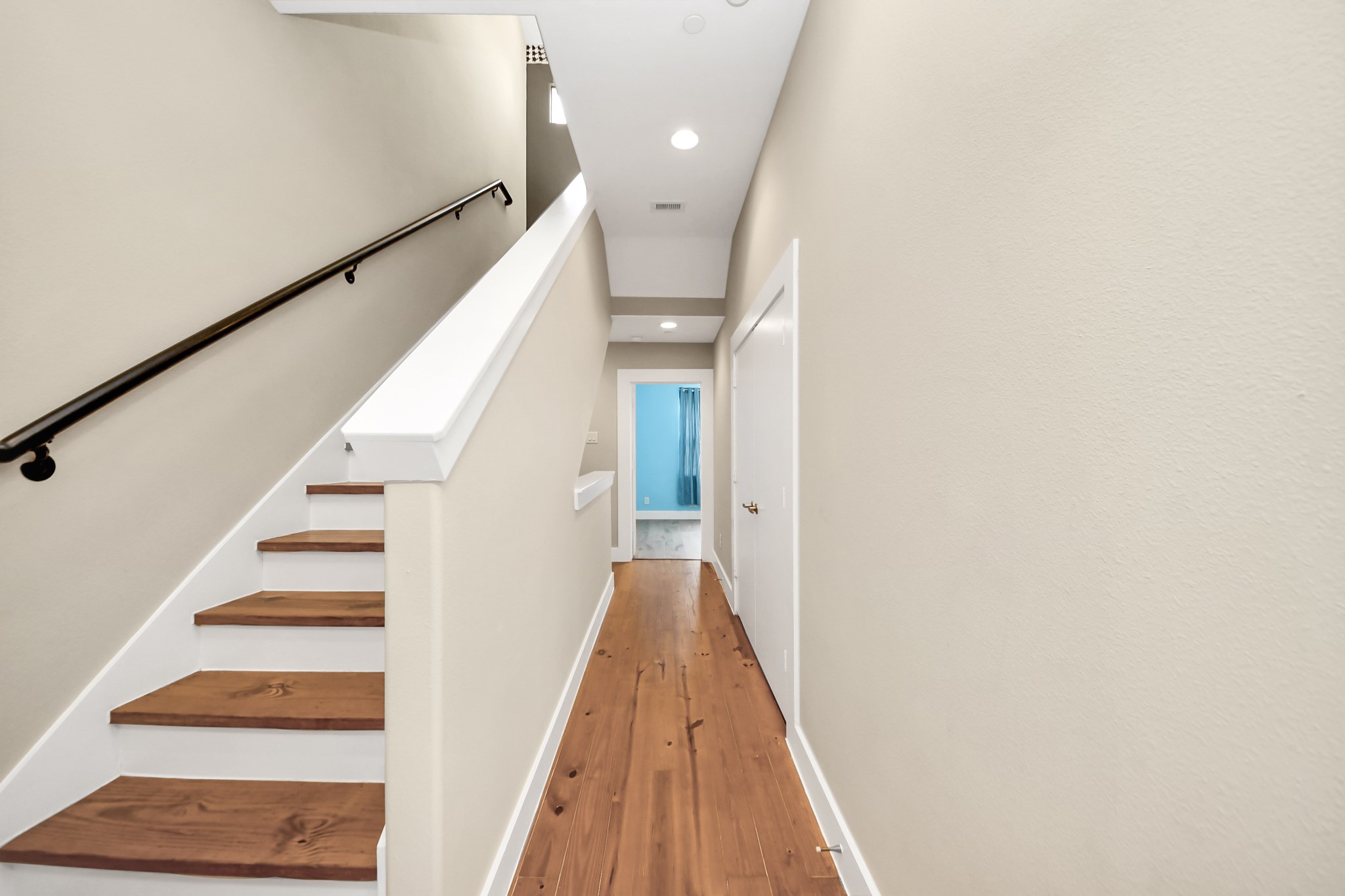1807 W Webster Street Property Photo 28