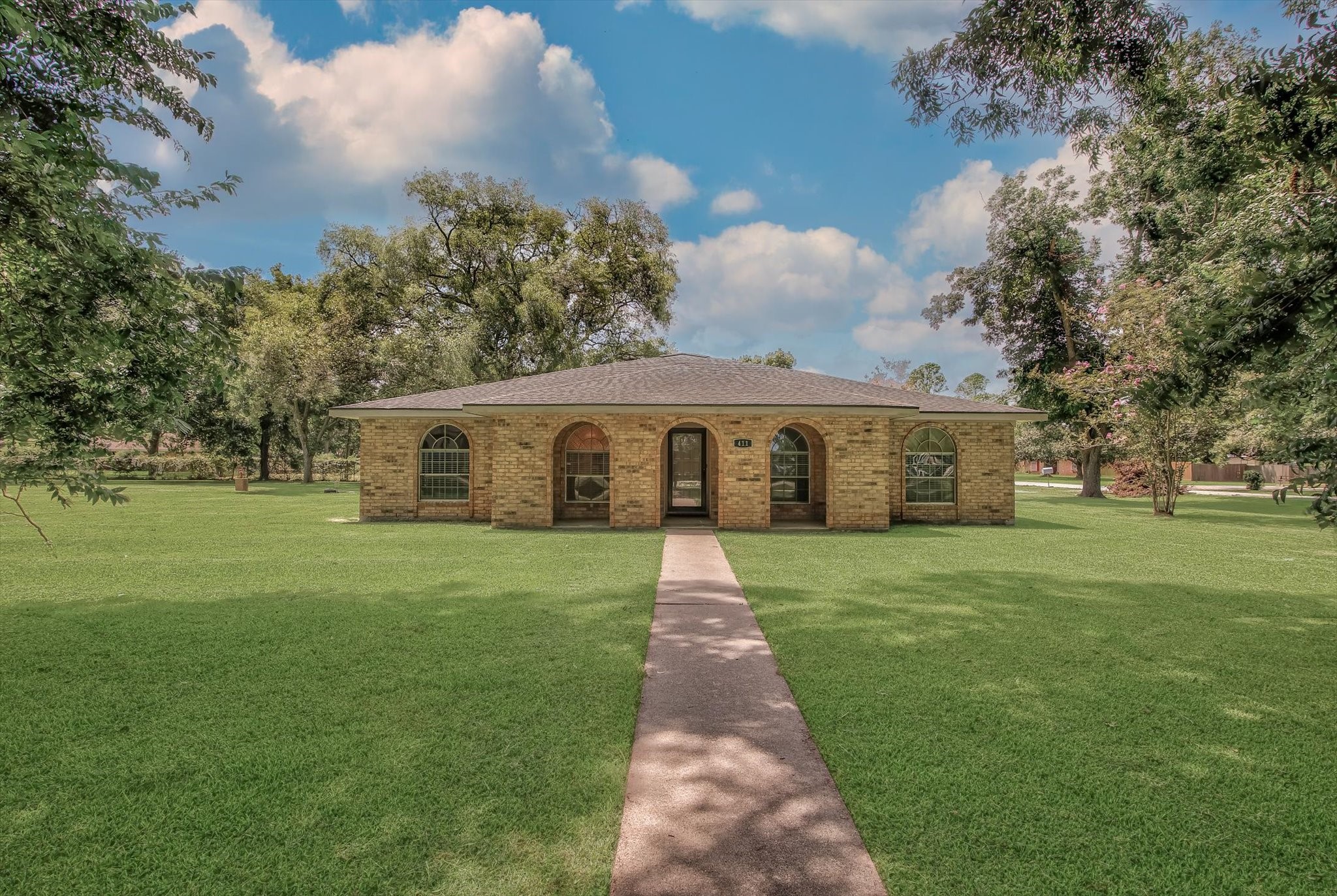 411 Sailfish Street Property Photo 1