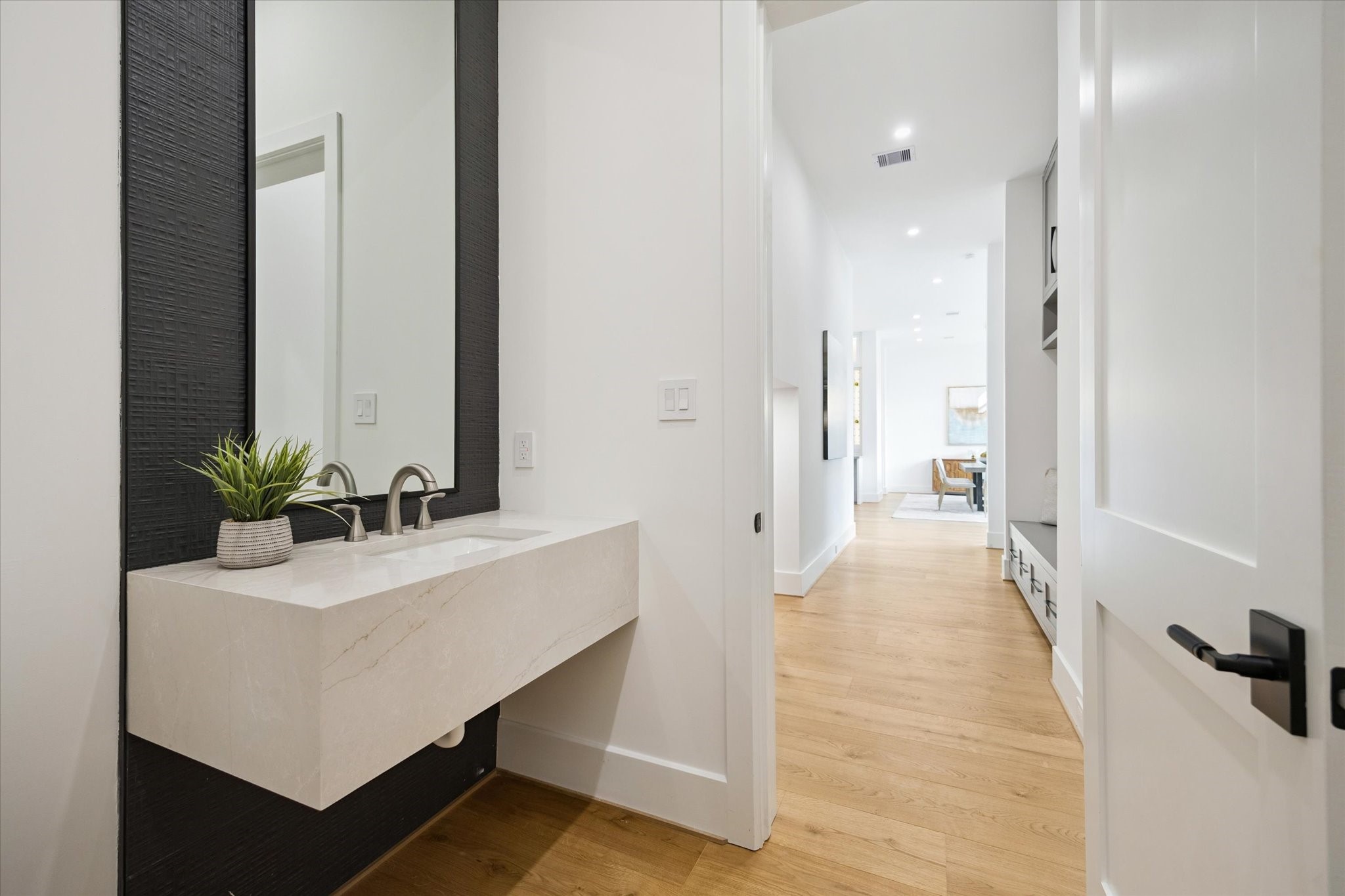 6510 Sivley Street Property Photo 17