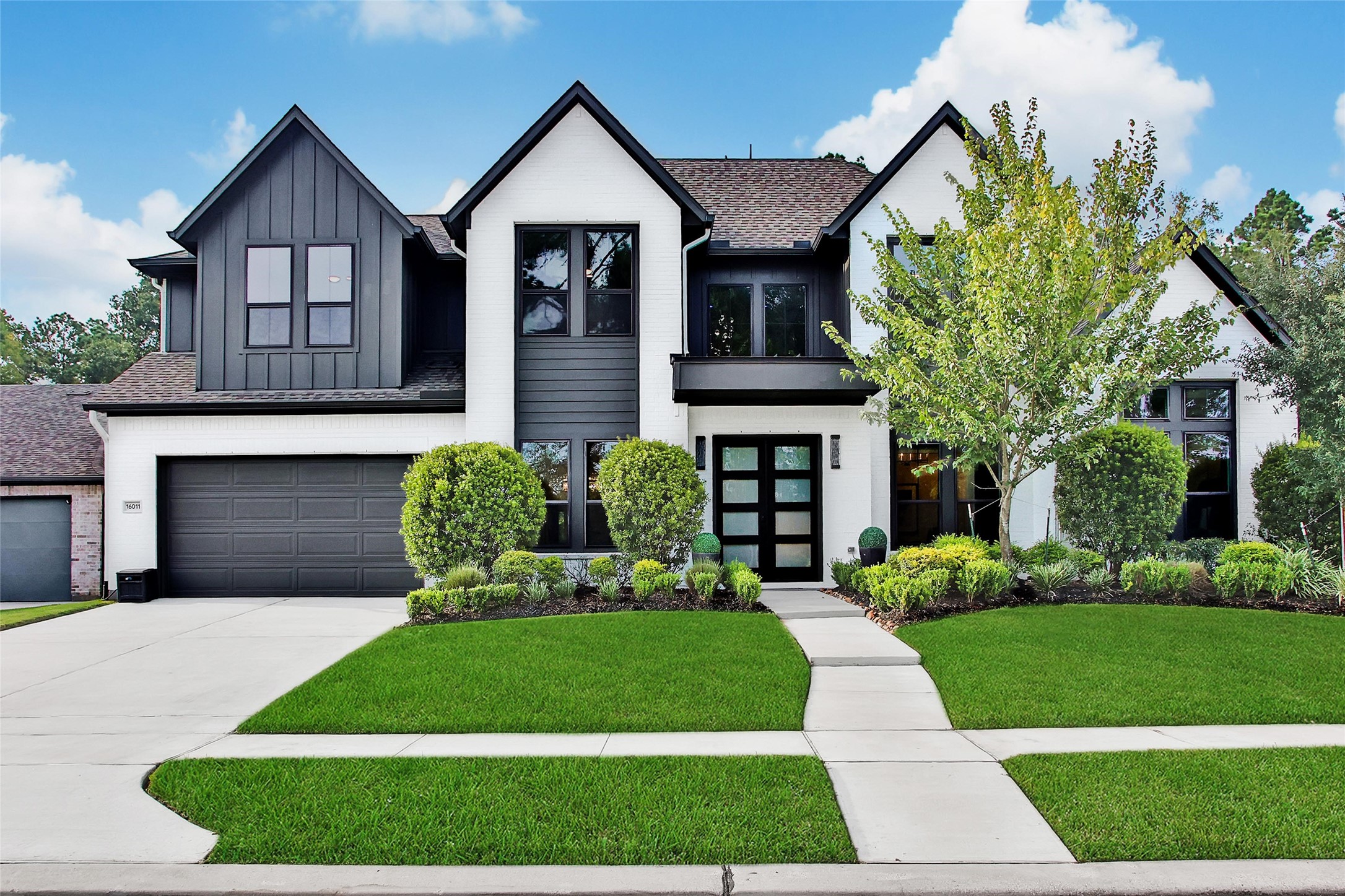 16011 Bonjour Boulevard Property Photo 1