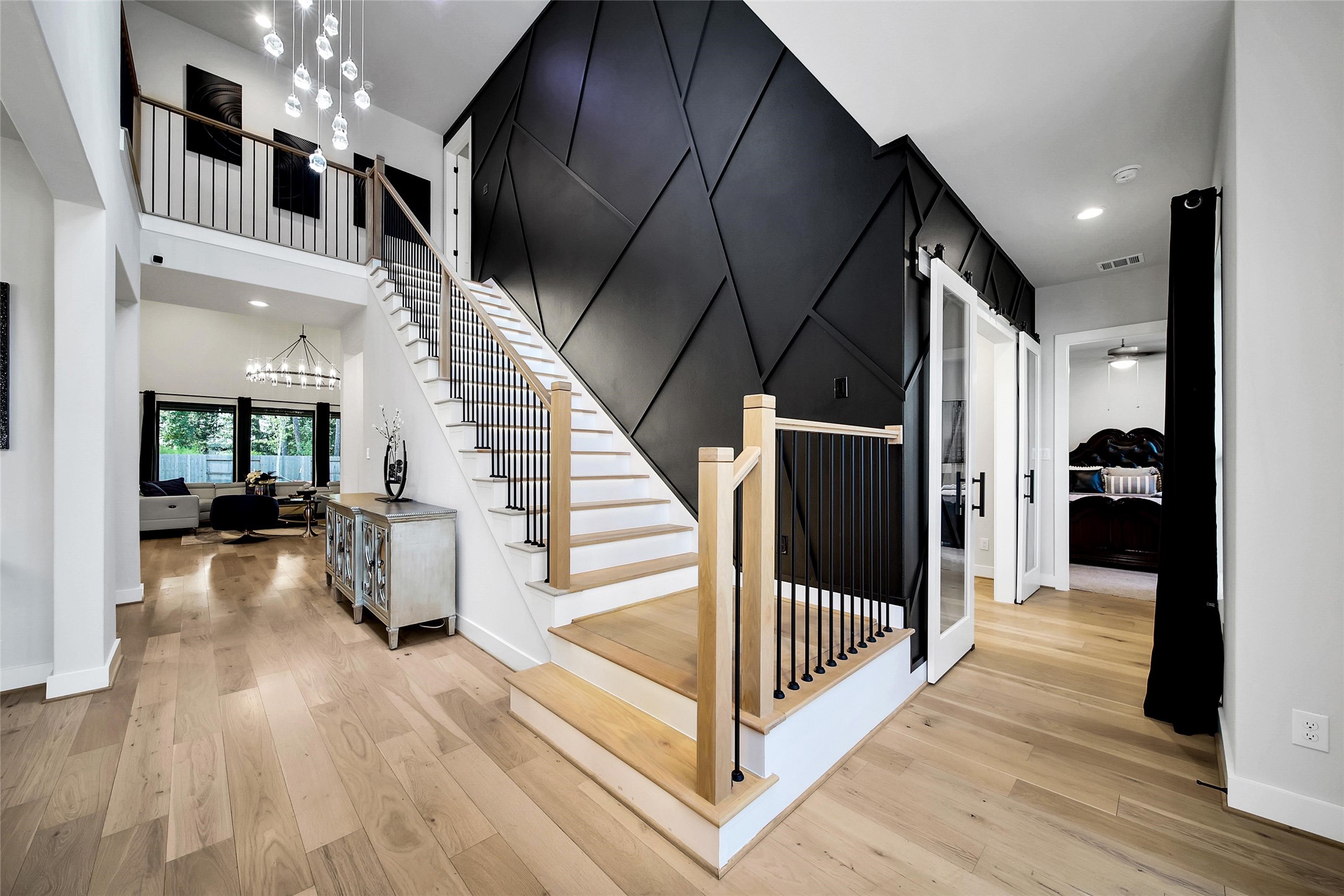 16011 Bonjour Boulevard Property Photo 4