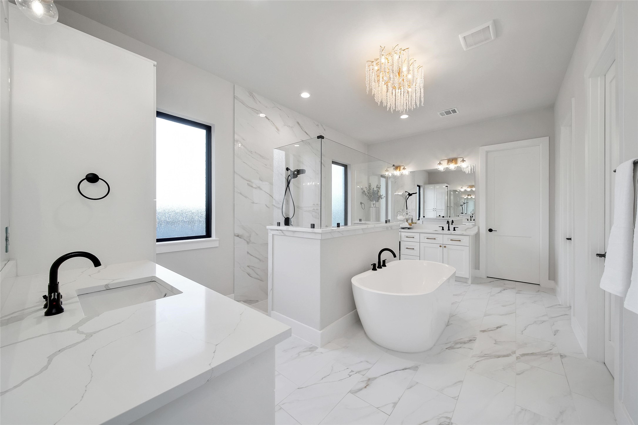 16011 Bonjour Boulevard Property Photo 24