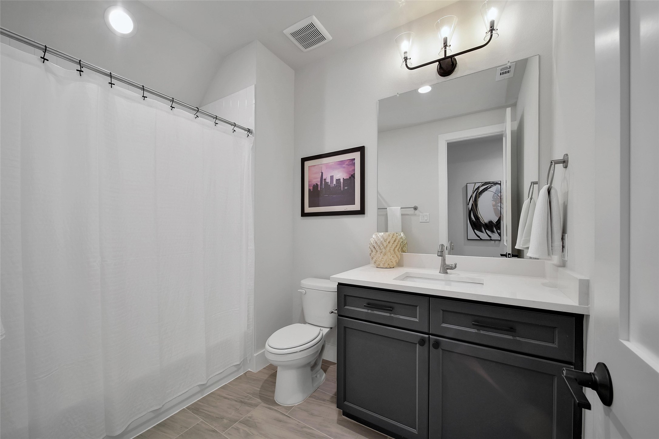 16011 Bonjour Boulevard Property Photo 32