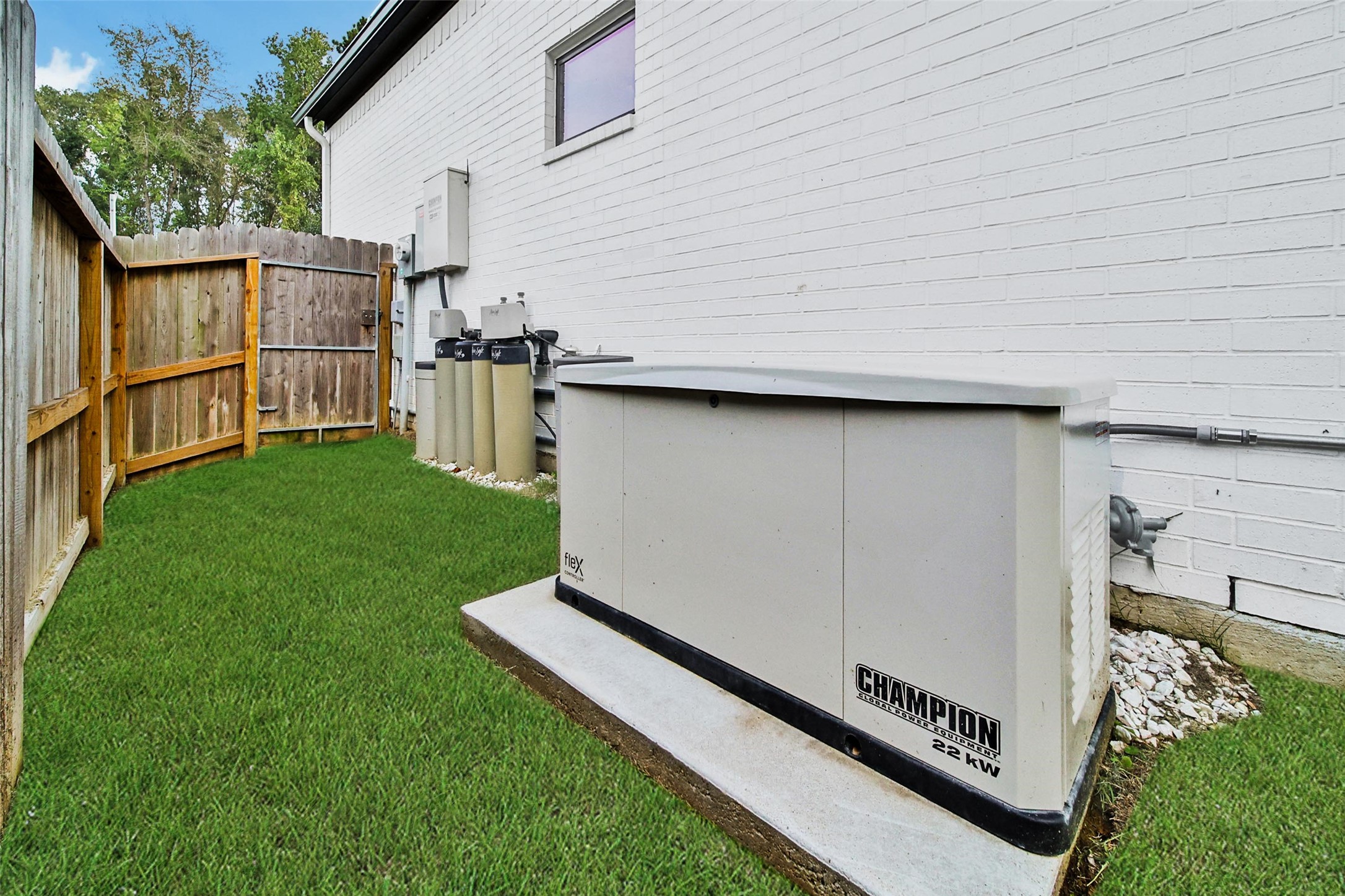 16011 Bonjour Boulevard Property Photo 46