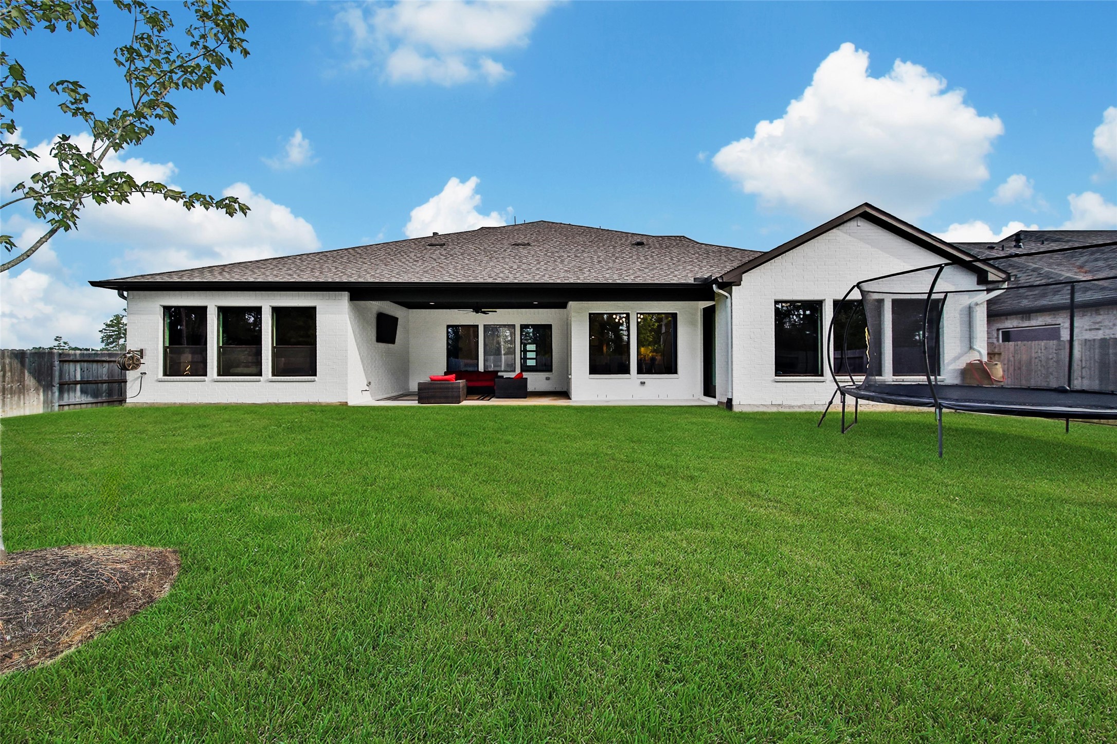 16011 Bonjour Boulevard Property Photo 47