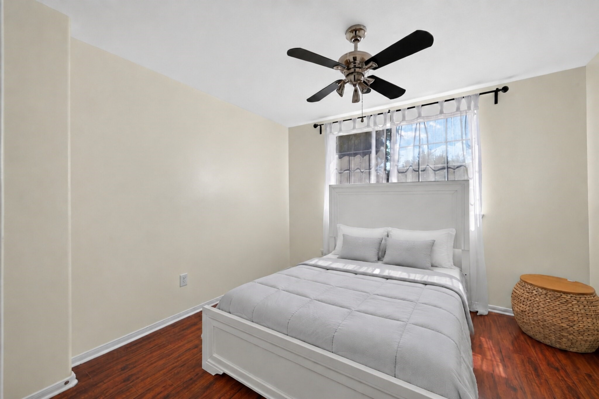 6710 Highwind Bend Lane Property Photo 9