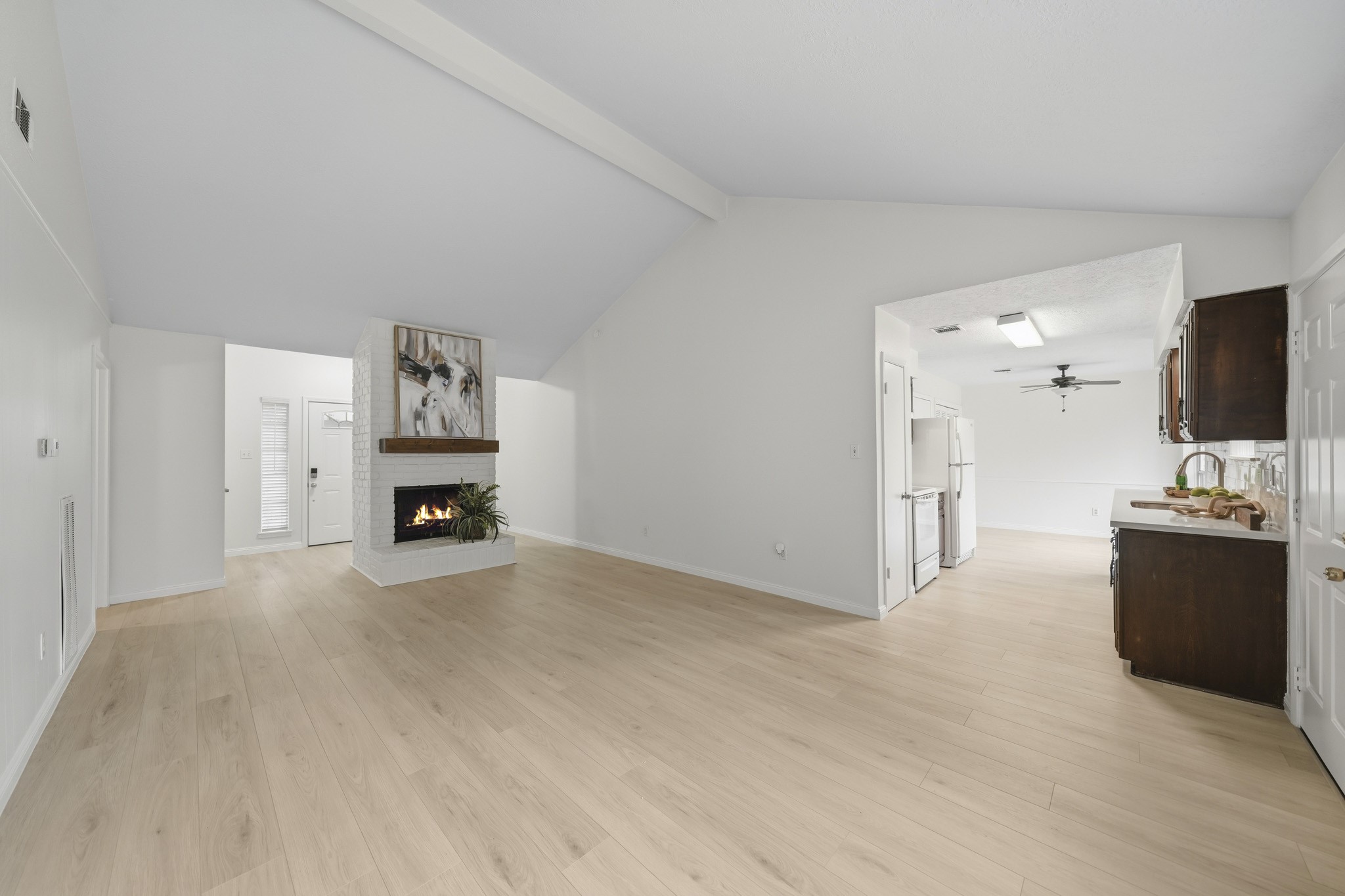 11502 Elmcroft Drive Property Photo 6