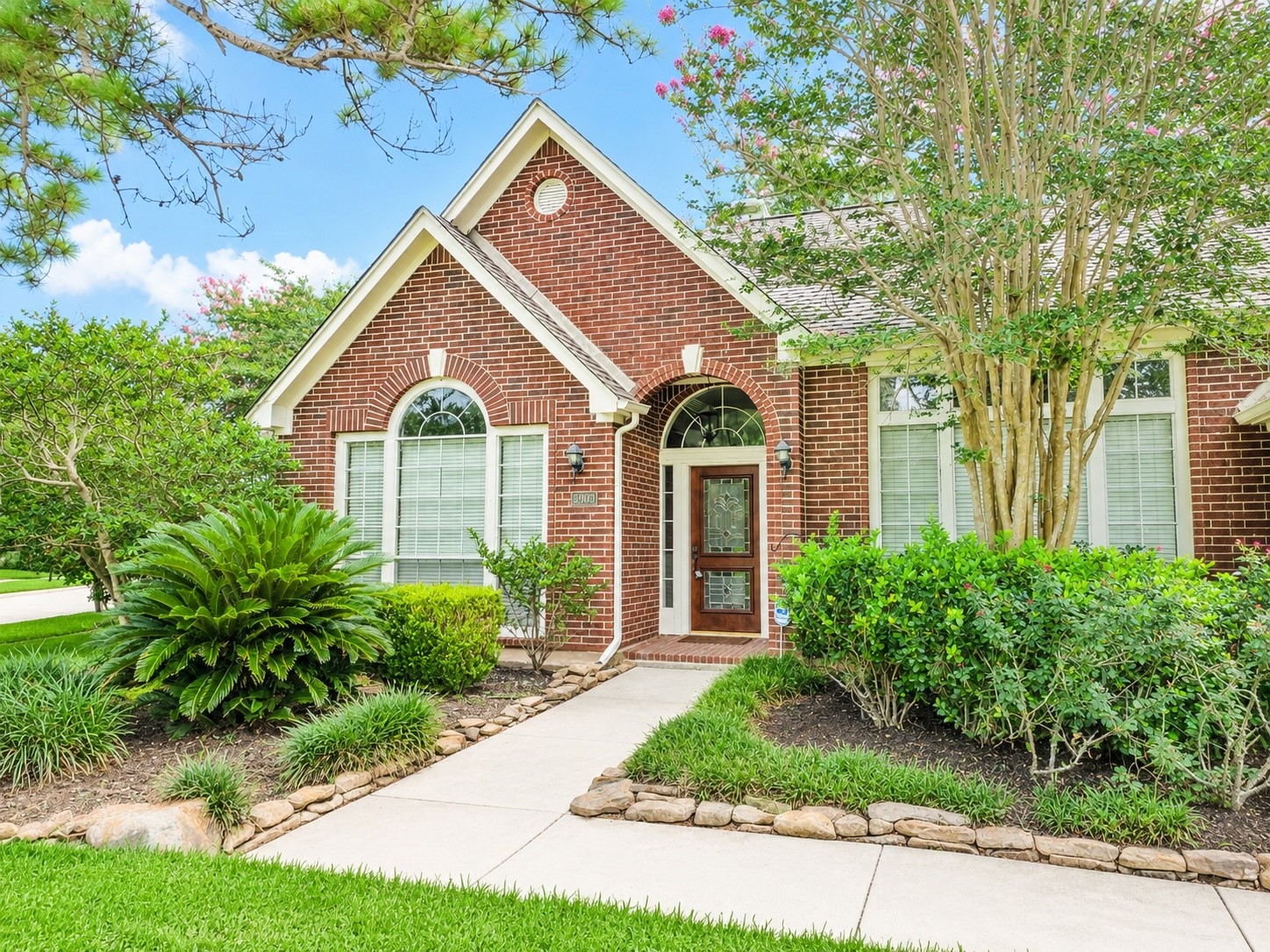 6903 Springcrest Court Property Photo 1