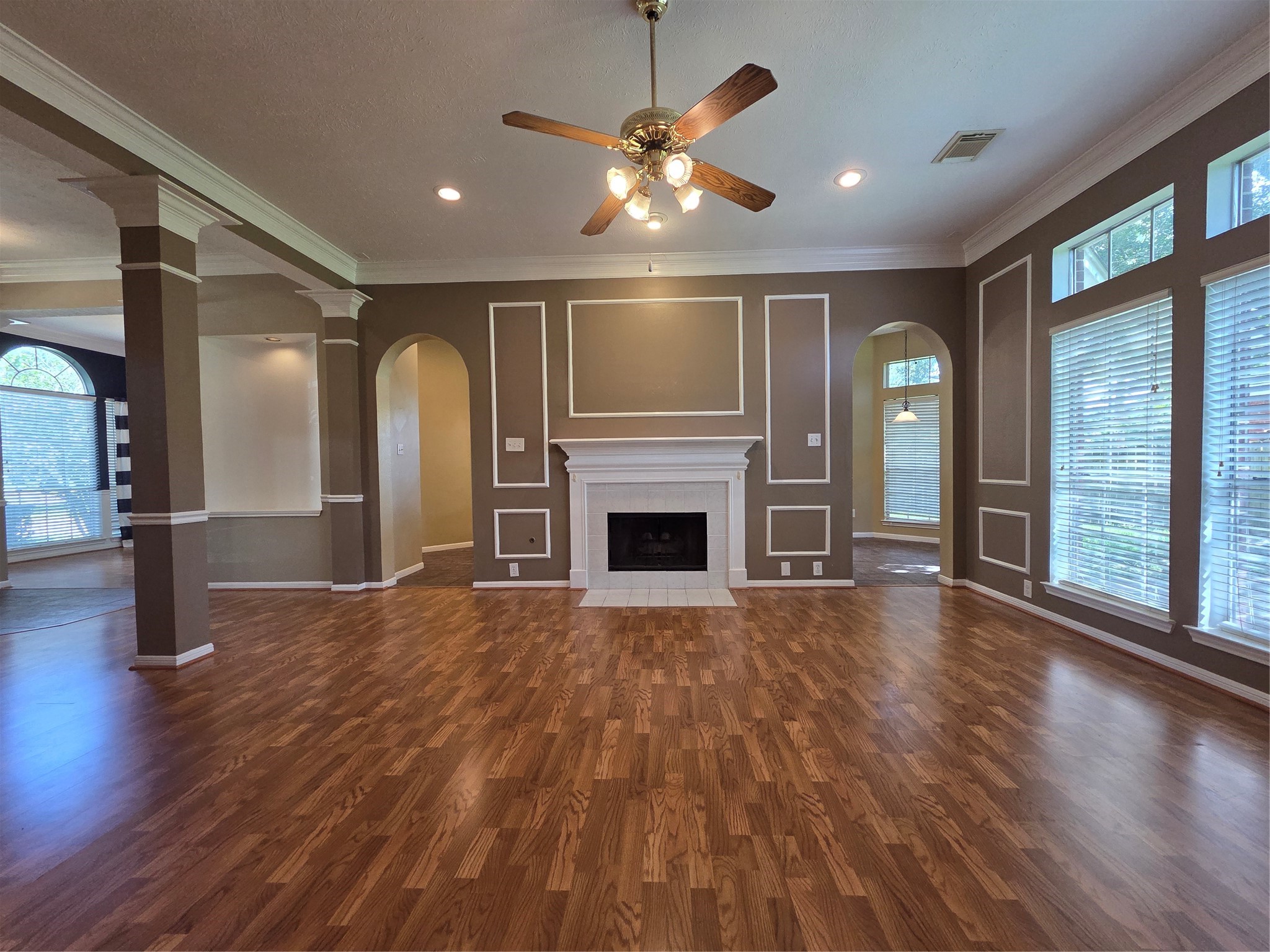6903 Springcrest Court Property Photo 4