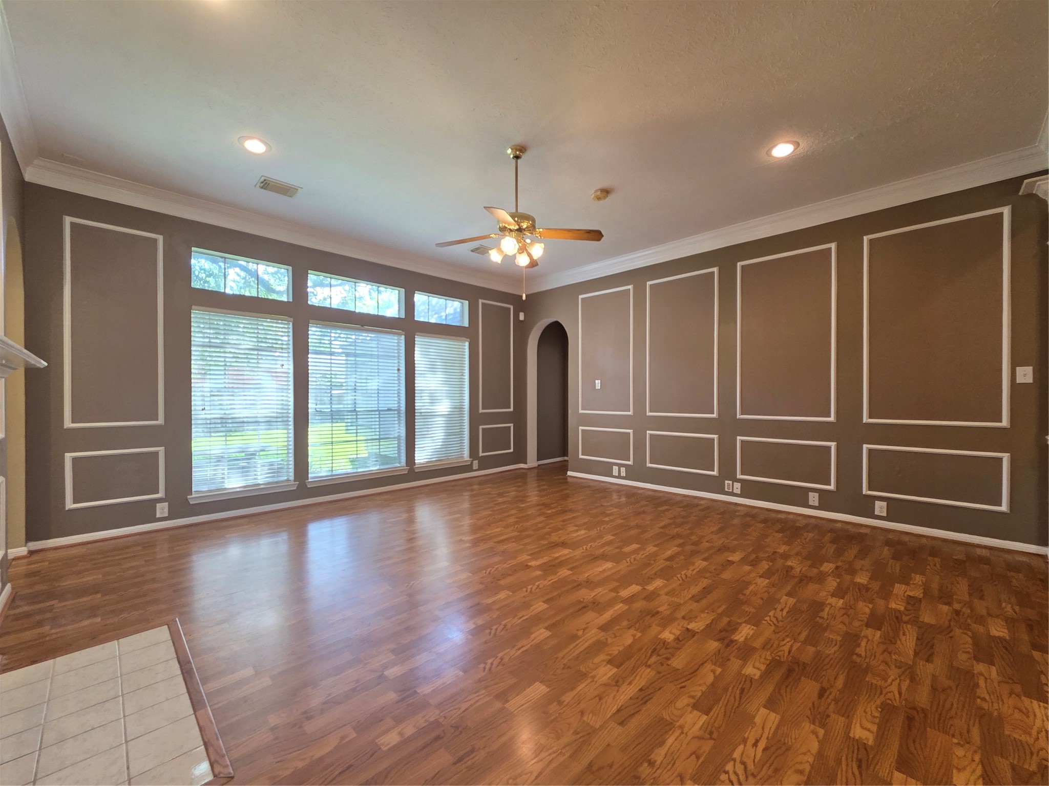 6903 Springcrest Court Property Photo 5