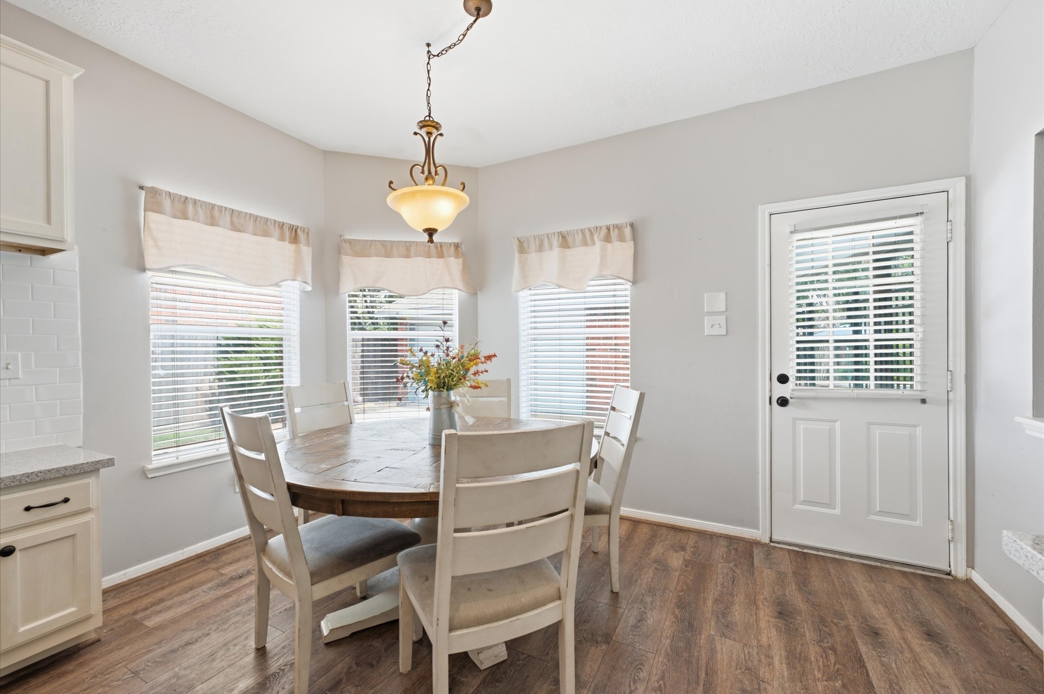 1407 Pine Meadow Court Property Photo 4