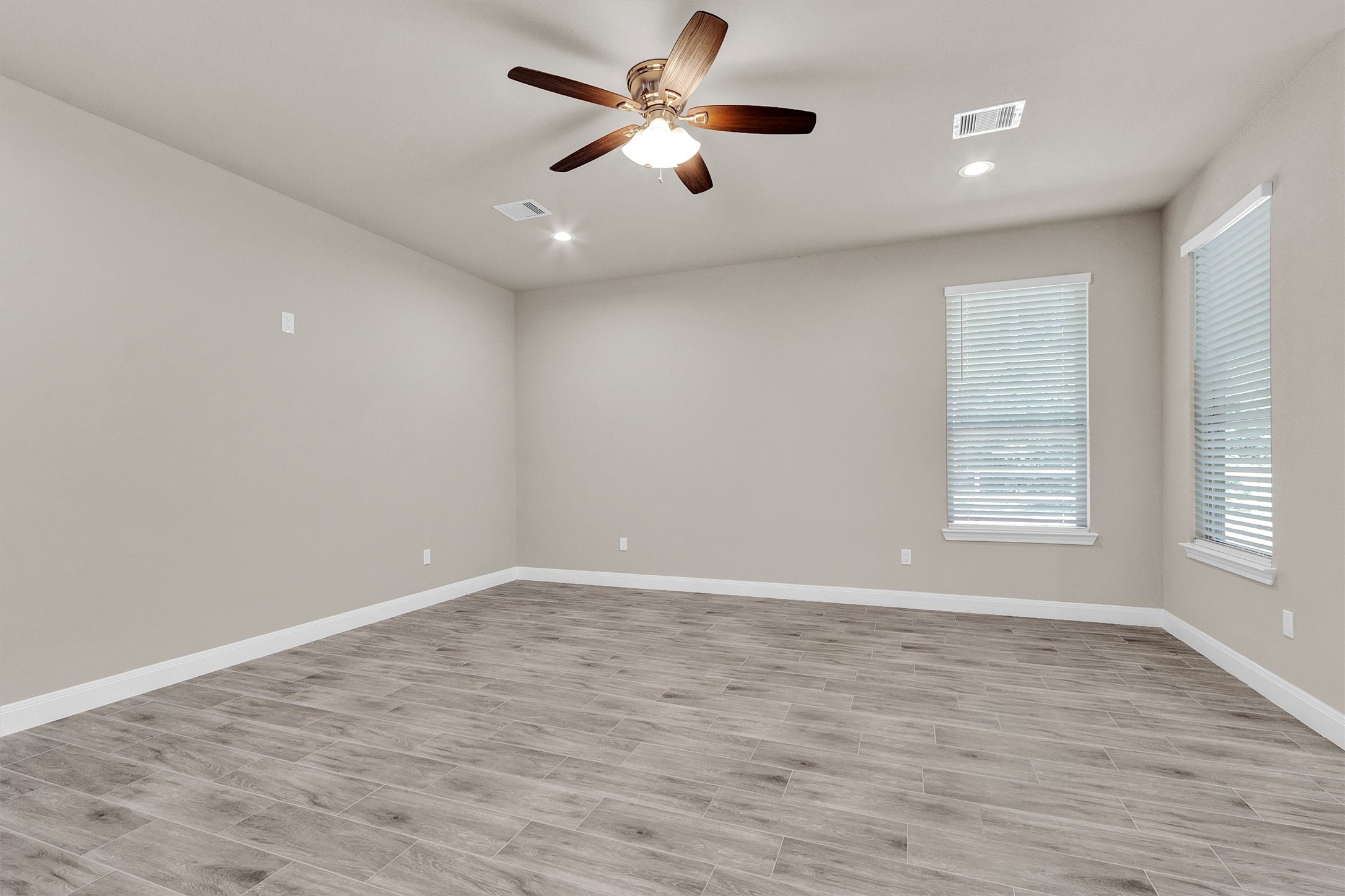 11101 Park Dr Property Photo 12