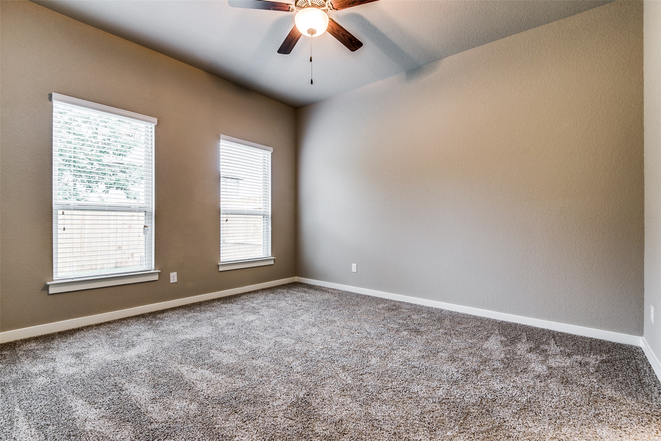 202 Oakcrest A Property Photo 6