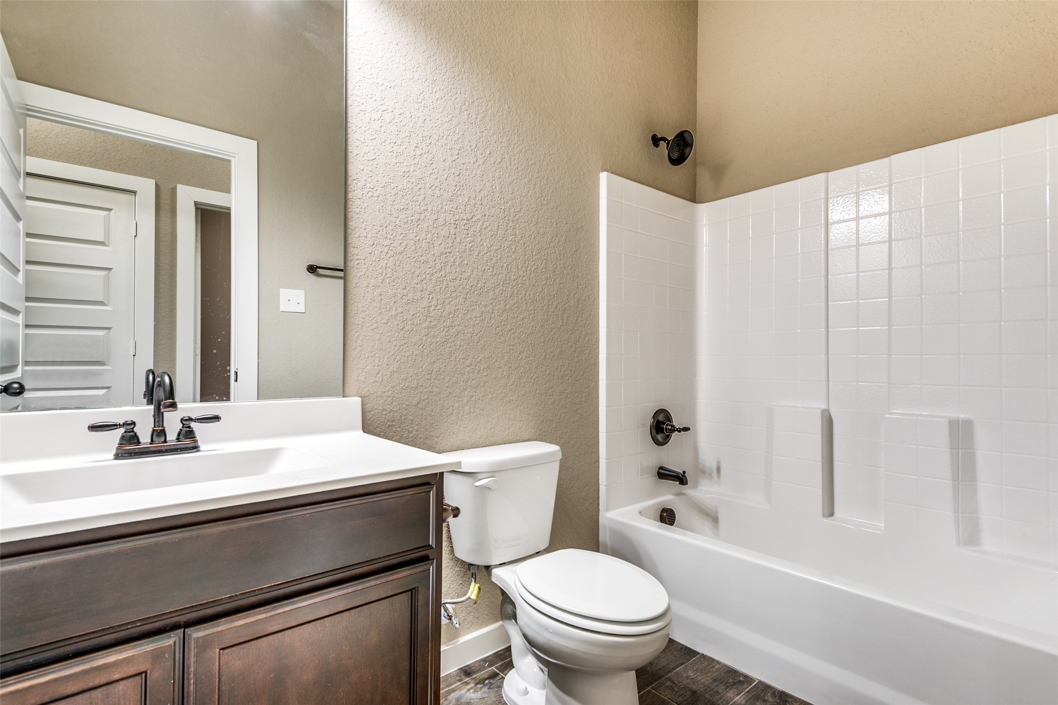 202 Oakcrest A Property Photo 10