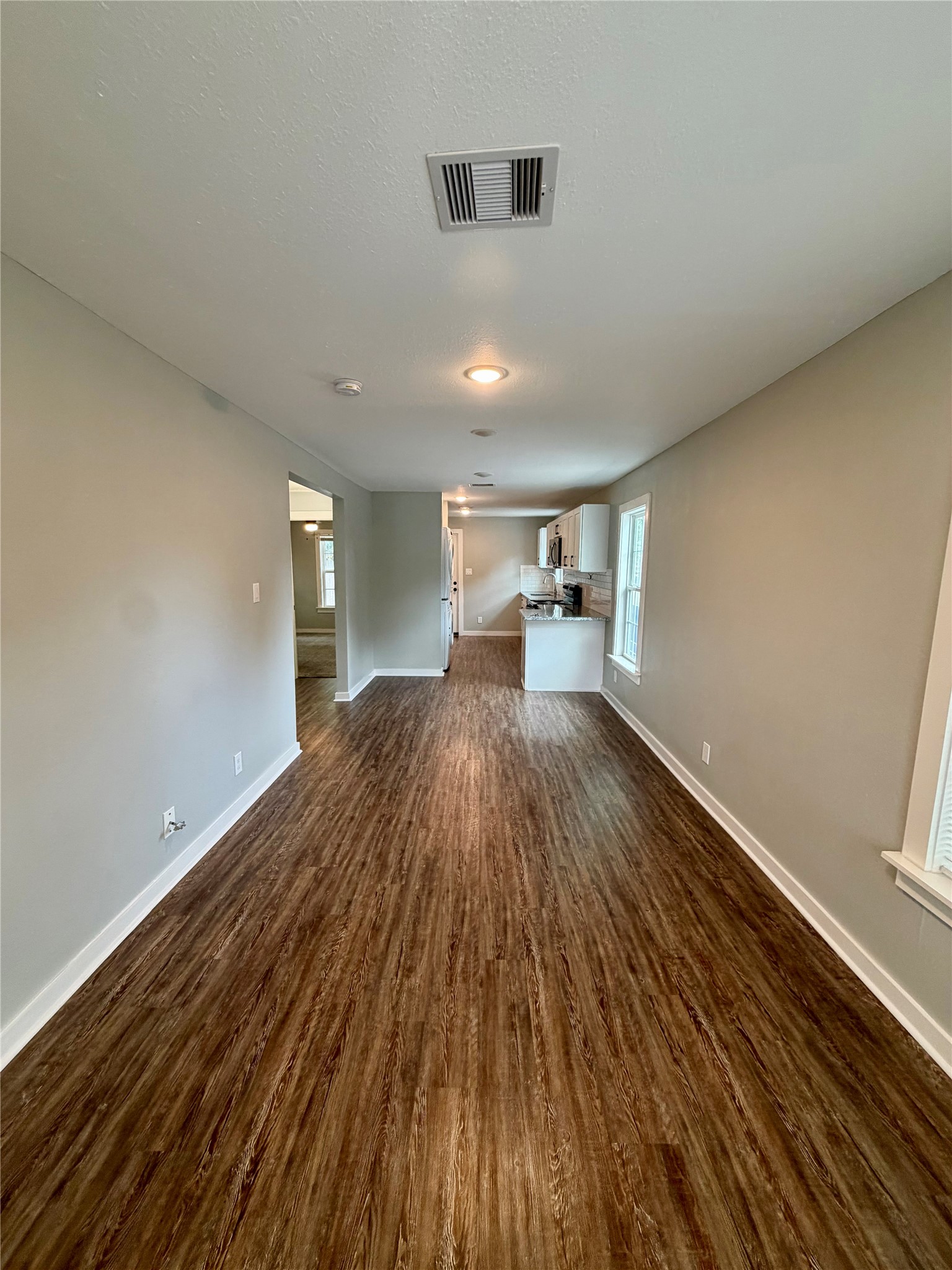 1206 E 33rd Street Property Photo 1