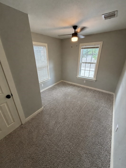 1206 E 33rd Street Property Photo 4