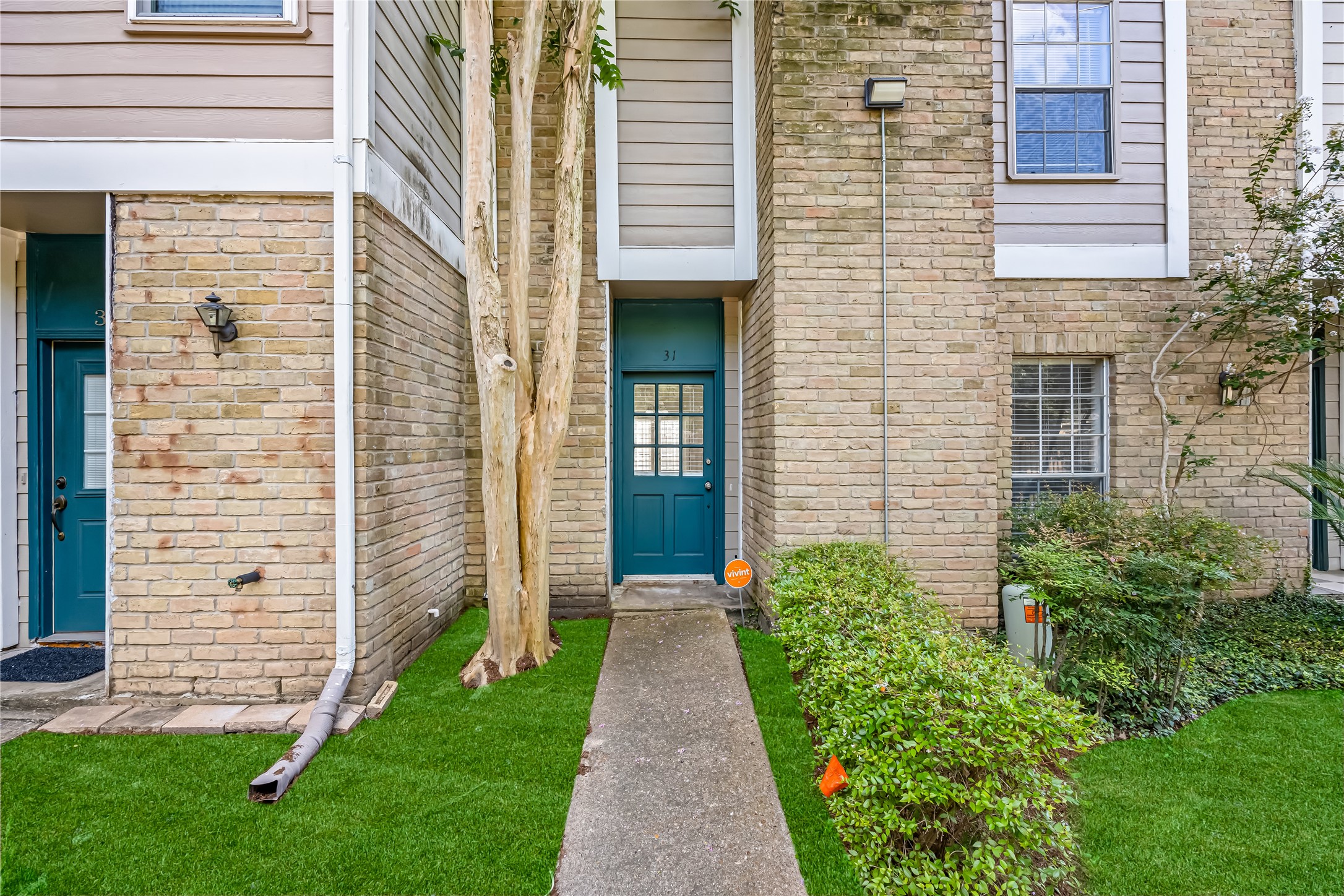 11710 Southlake Drive 31 Property Photo 2