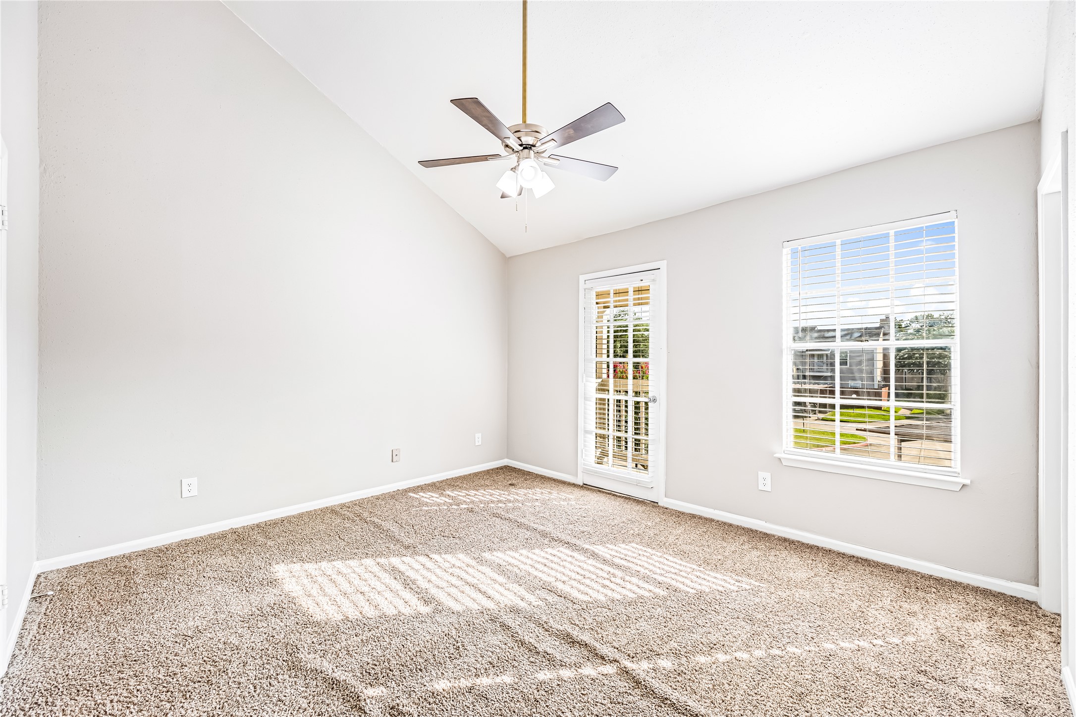 11710 Southlake Drive 31 Property Photo 16