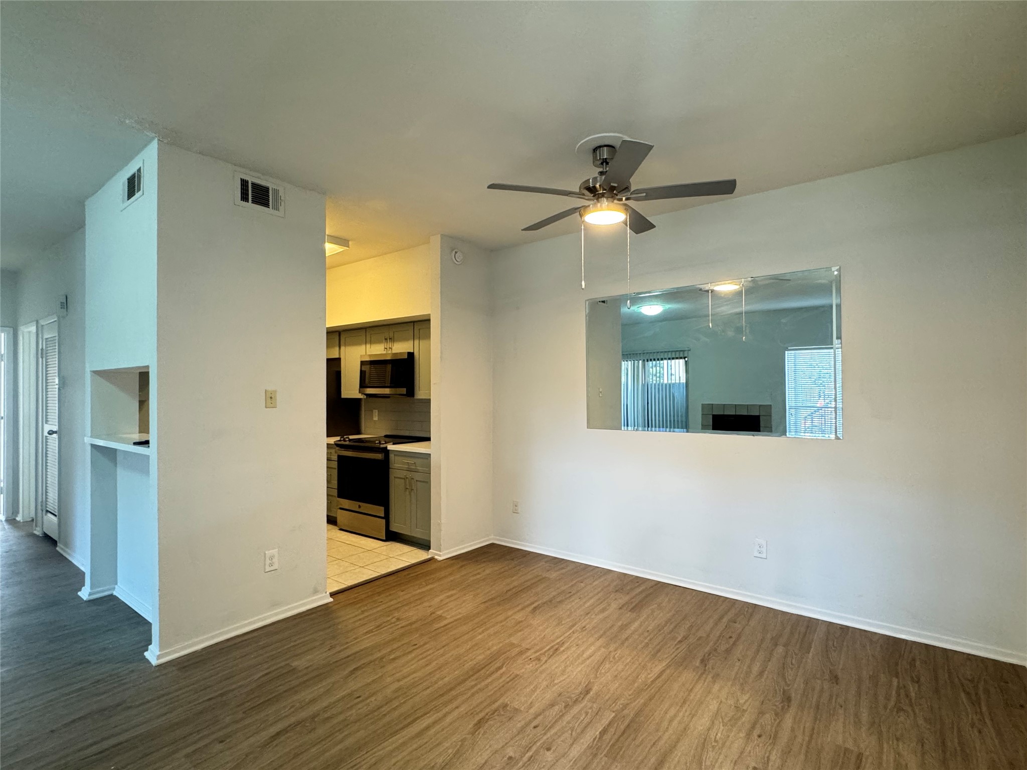 6602 Harbor Town Drive 303 Property Photo 4