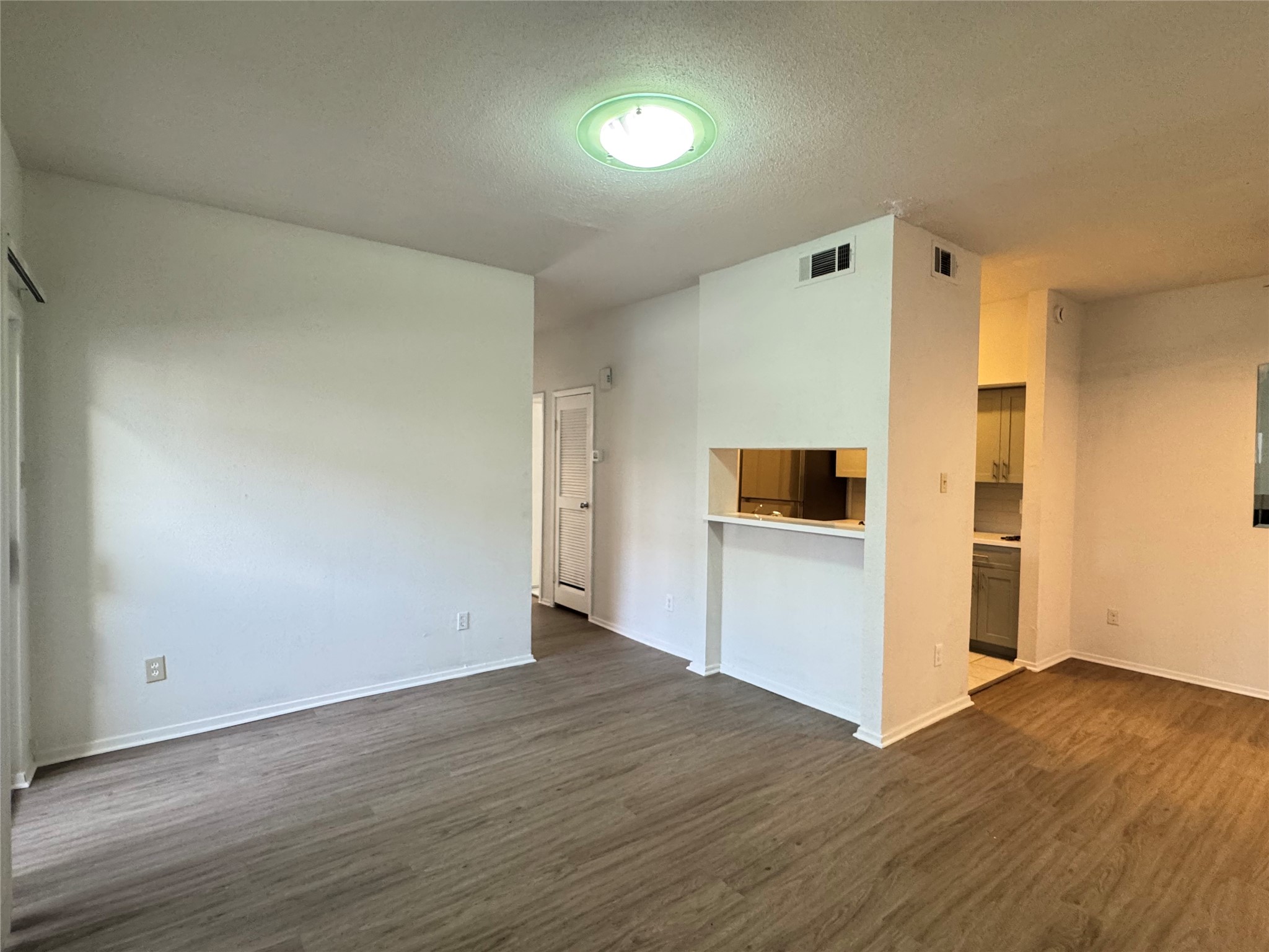 6602 Harbor Town Drive 303 Property Photo 13