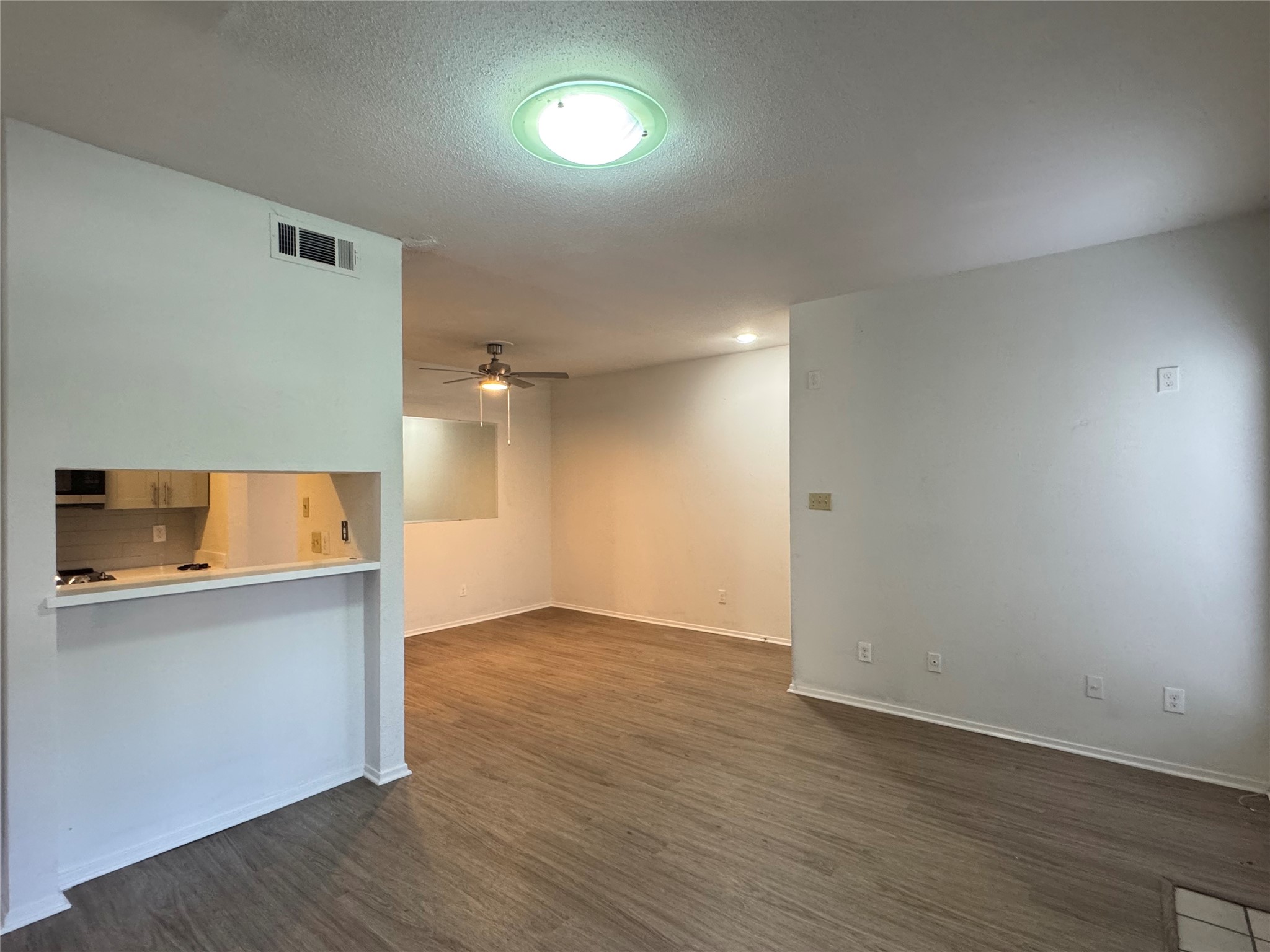 6602 Harbor Town Drive 303 Property Photo 14