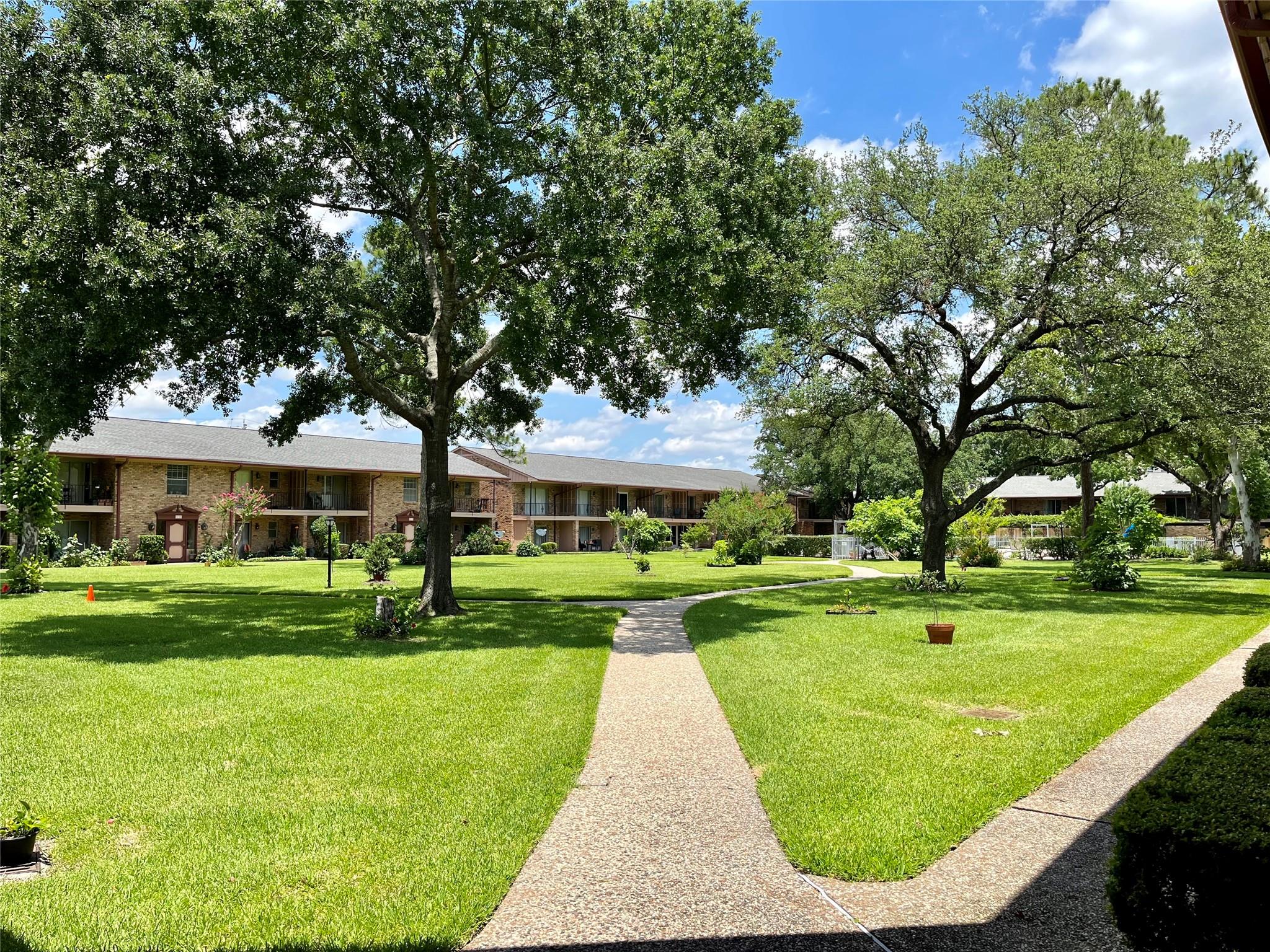 7600 Burgoyne Road # 240, Houston TX 77063 Property Photo 1