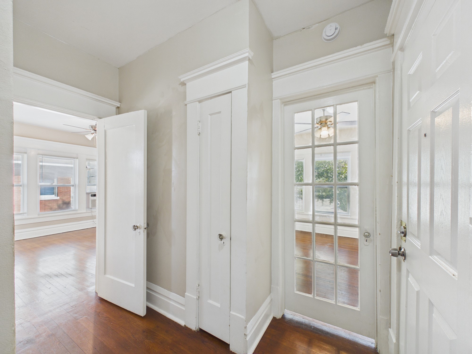 1630 Richmond Avenue 4 Property Photo 2