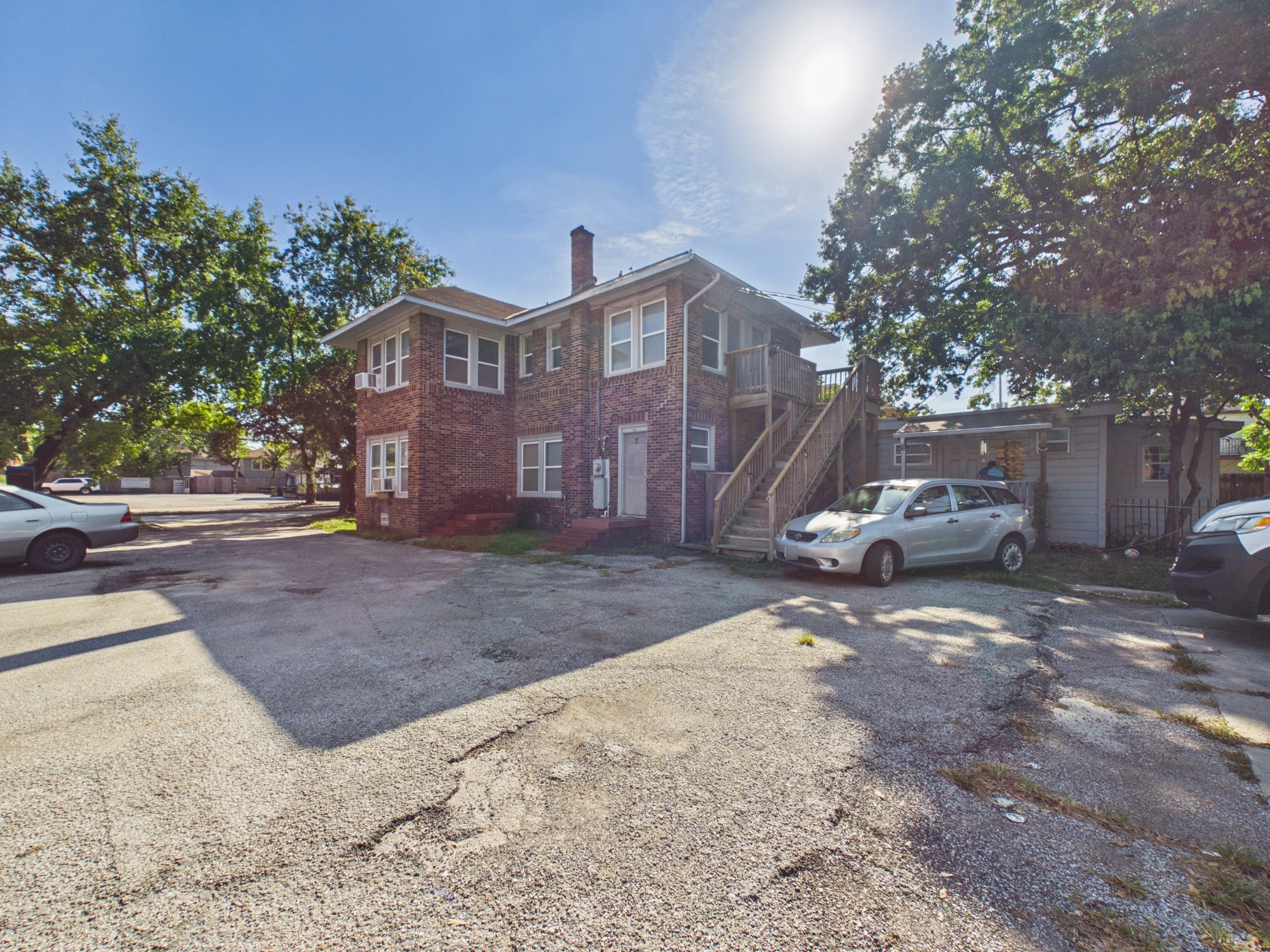 1630 Richmond Avenue 4 Property Photo 17
