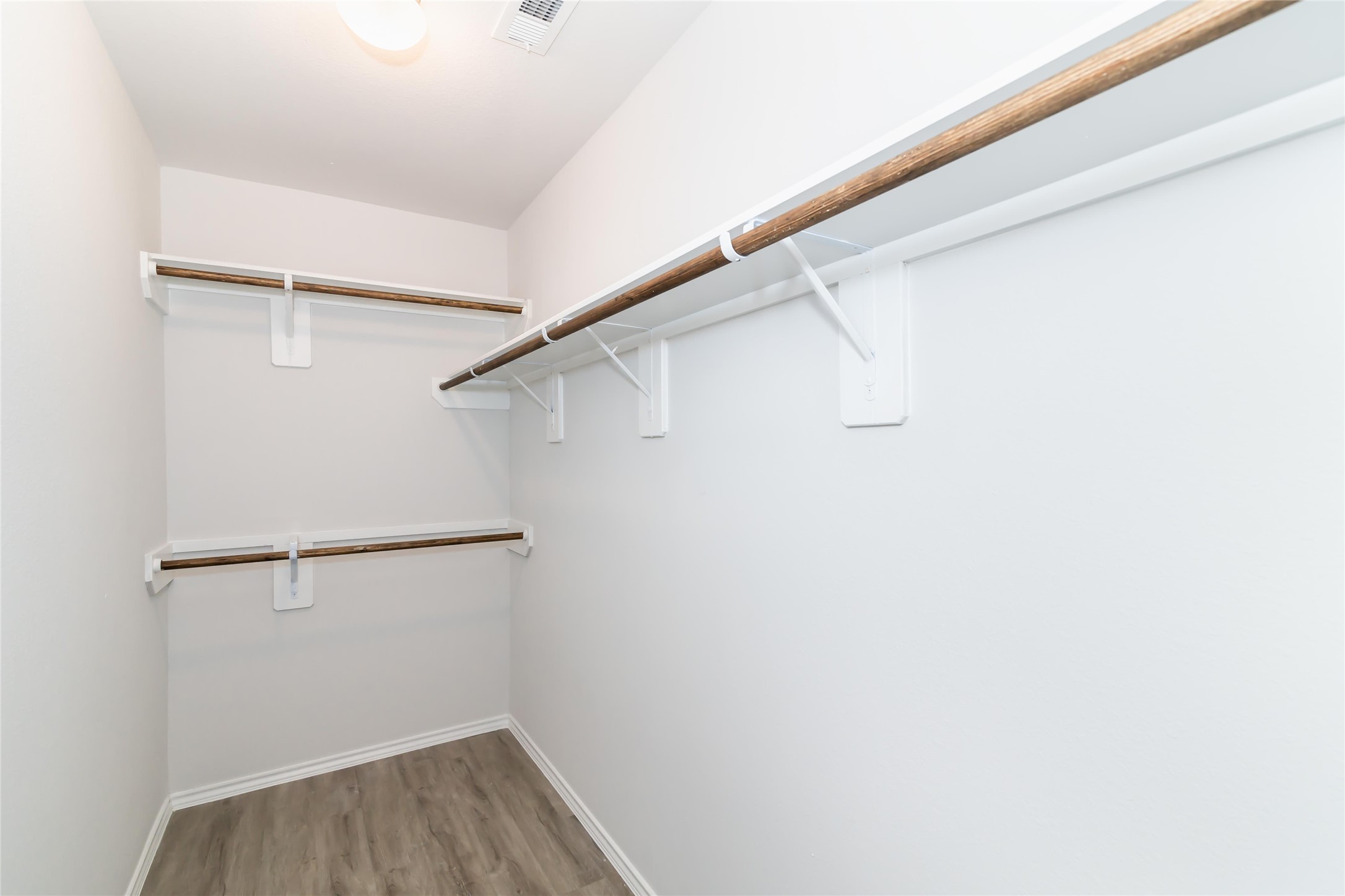 8618 Middleton Oaks Circle Property Photo 11