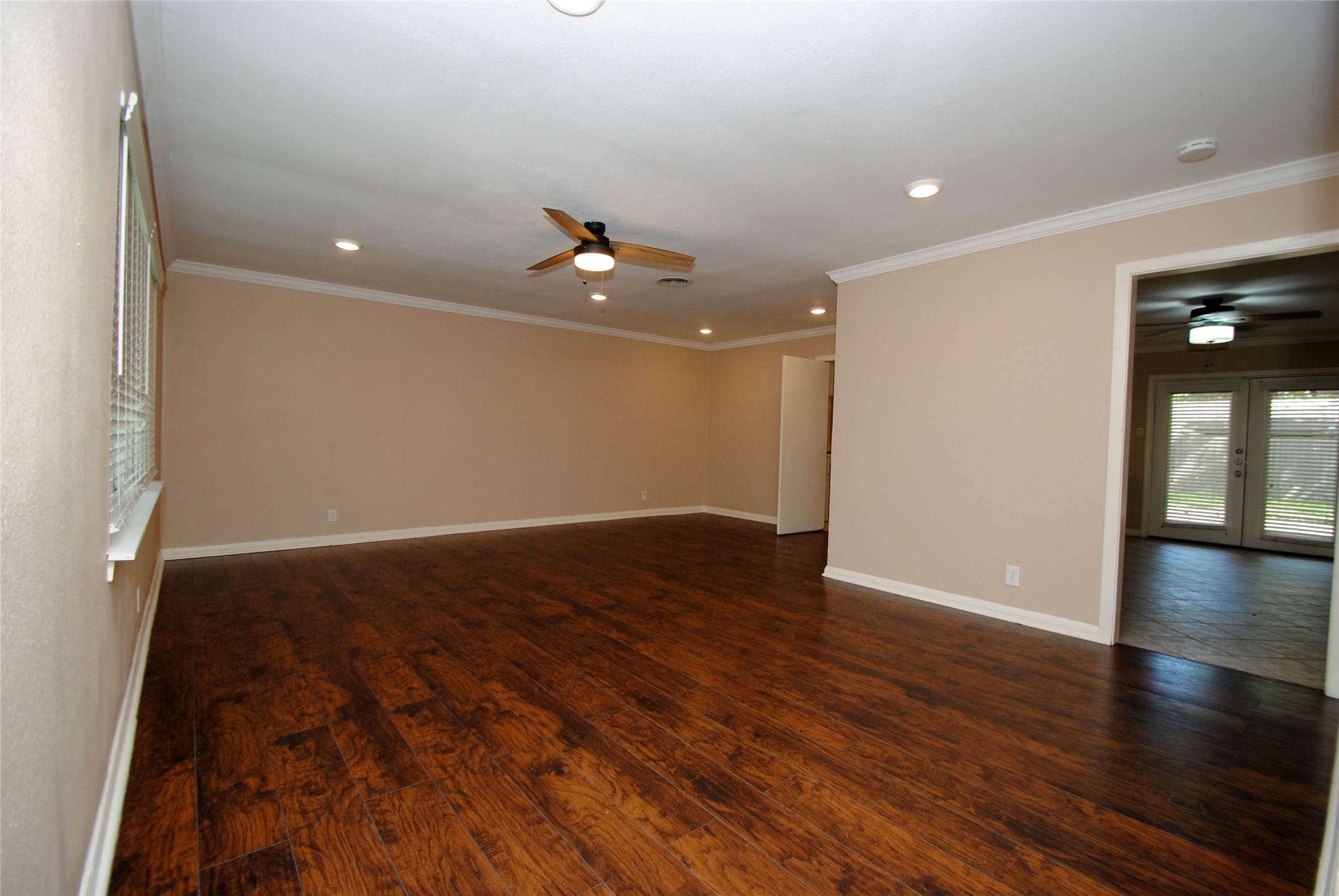 10034 Cedardale Drive Property Photo 6