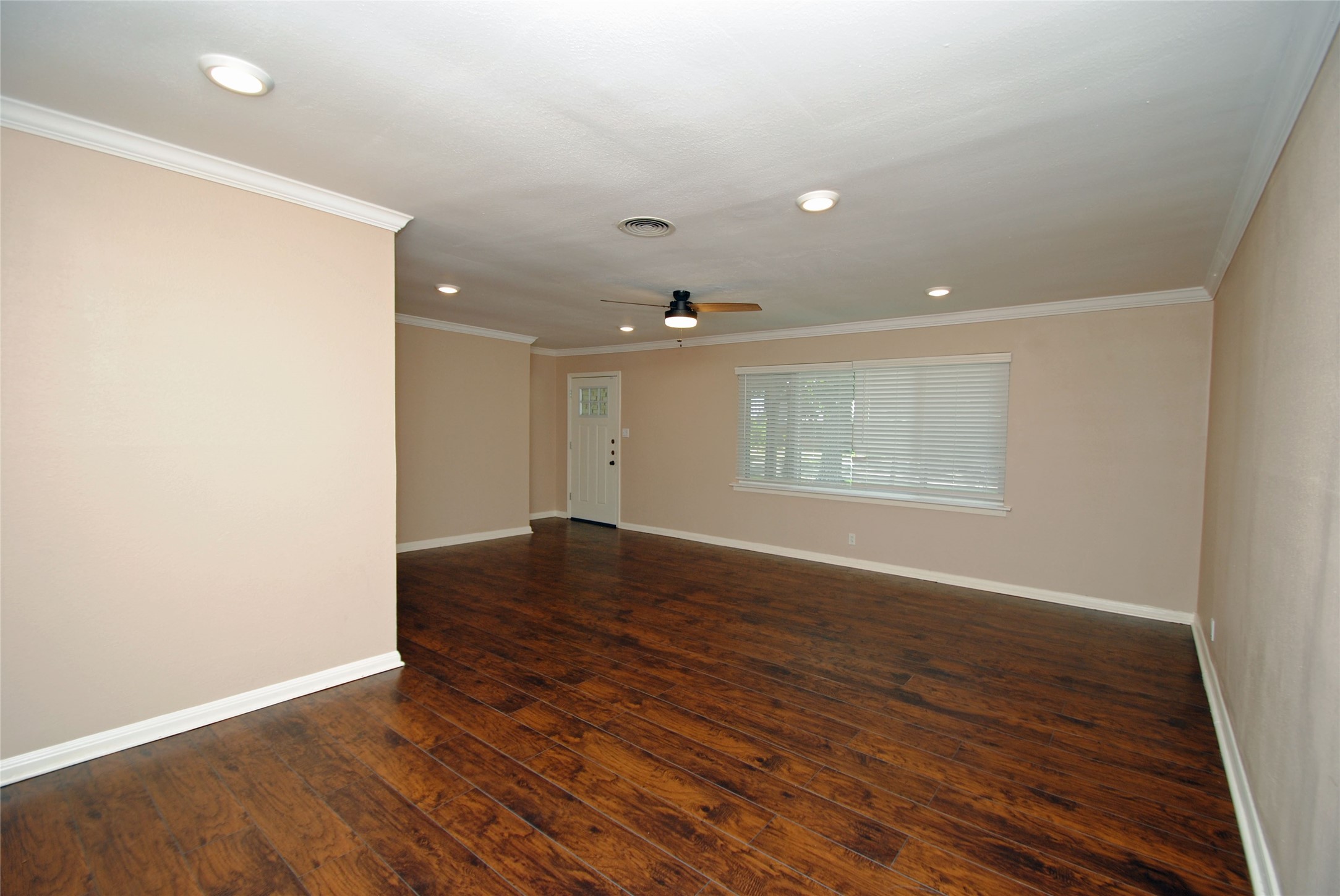 10034 Cedardale Drive Property Photo 11