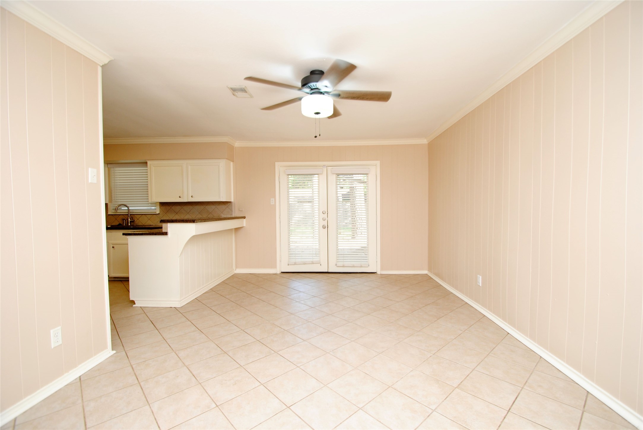 10034 Cedardale Drive Property Photo 16