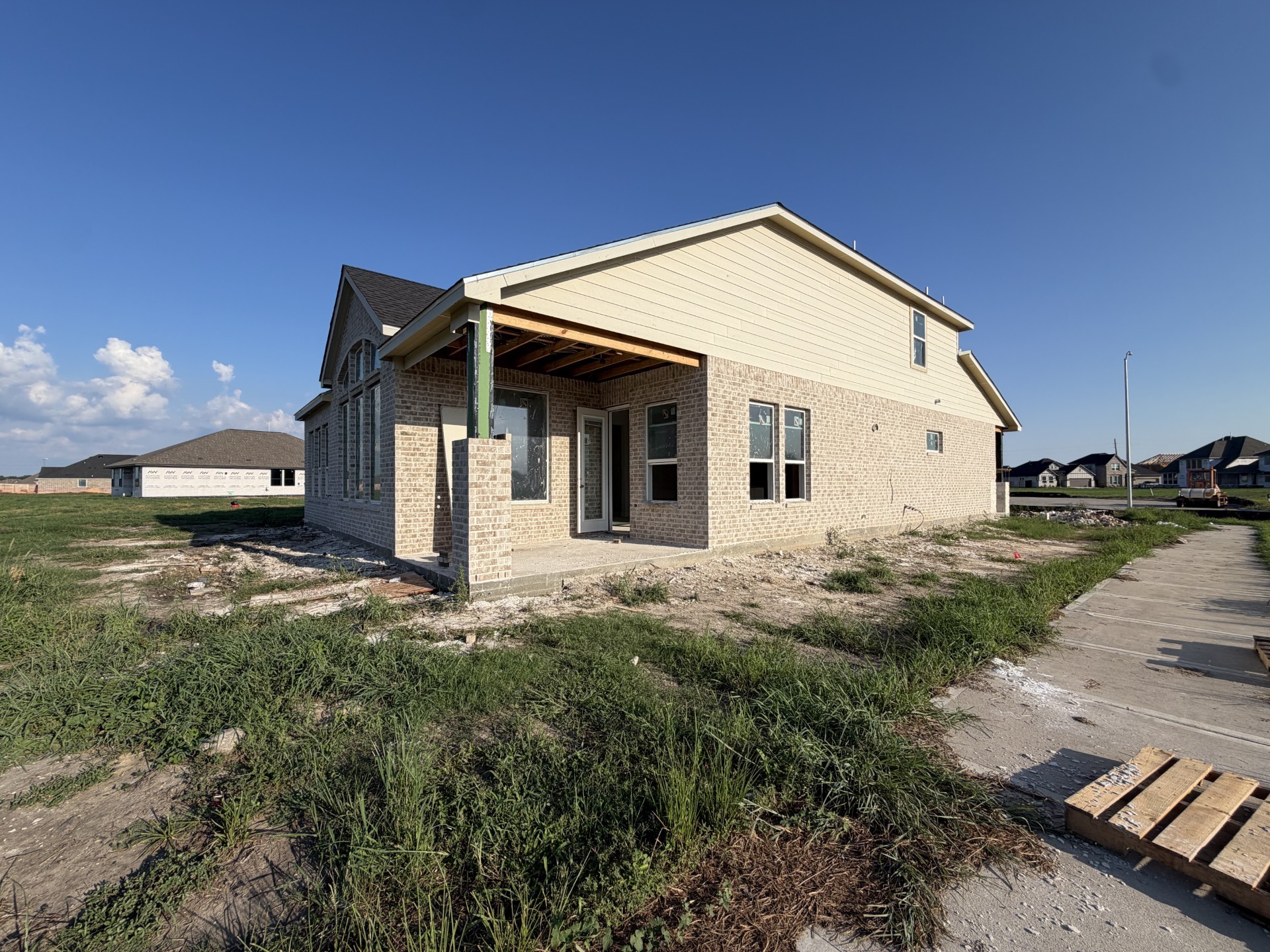 14935 Mission Avenue Property Photo 19