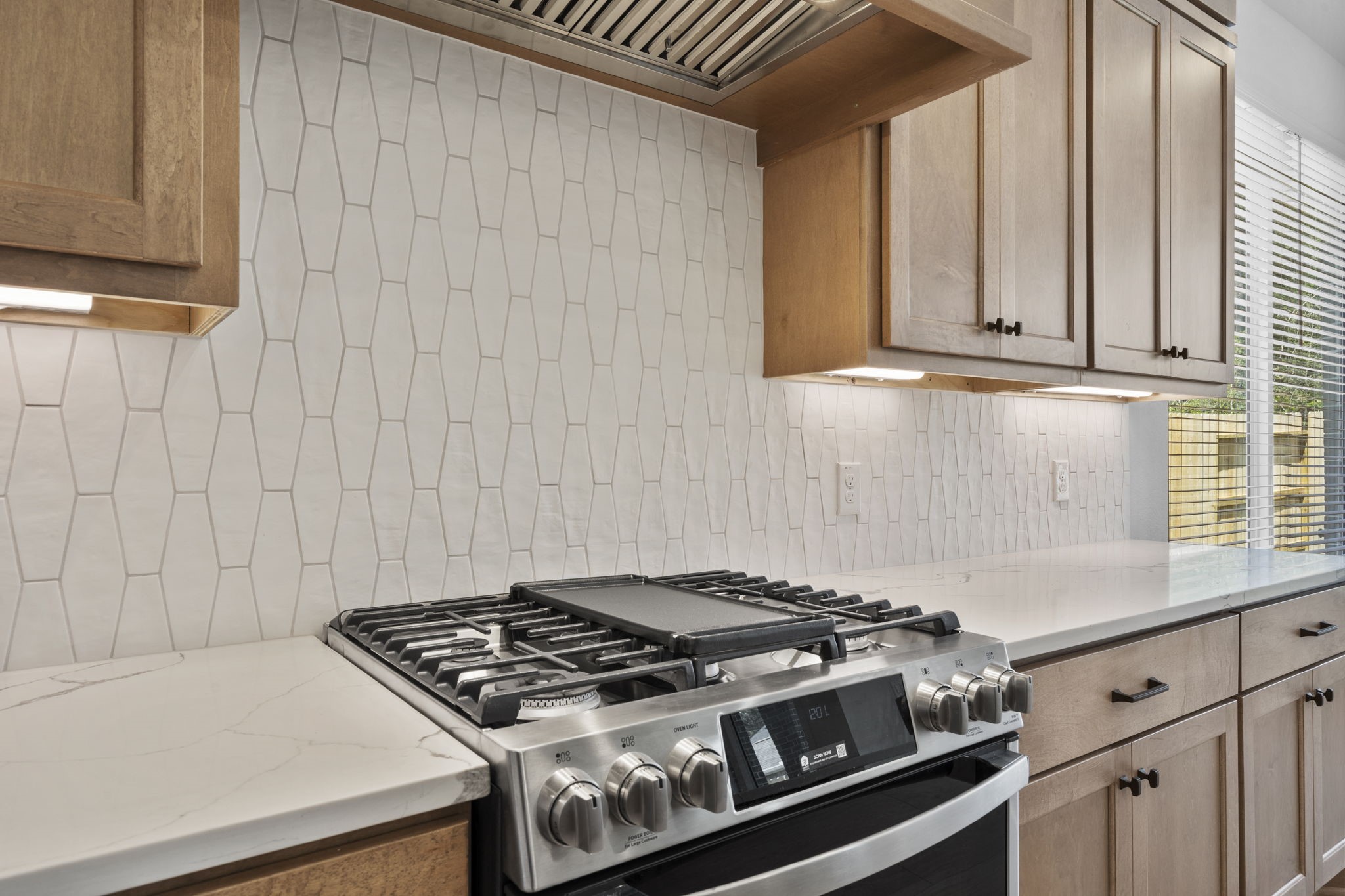 16025 Mahogany Mist Drive Property Photo 6