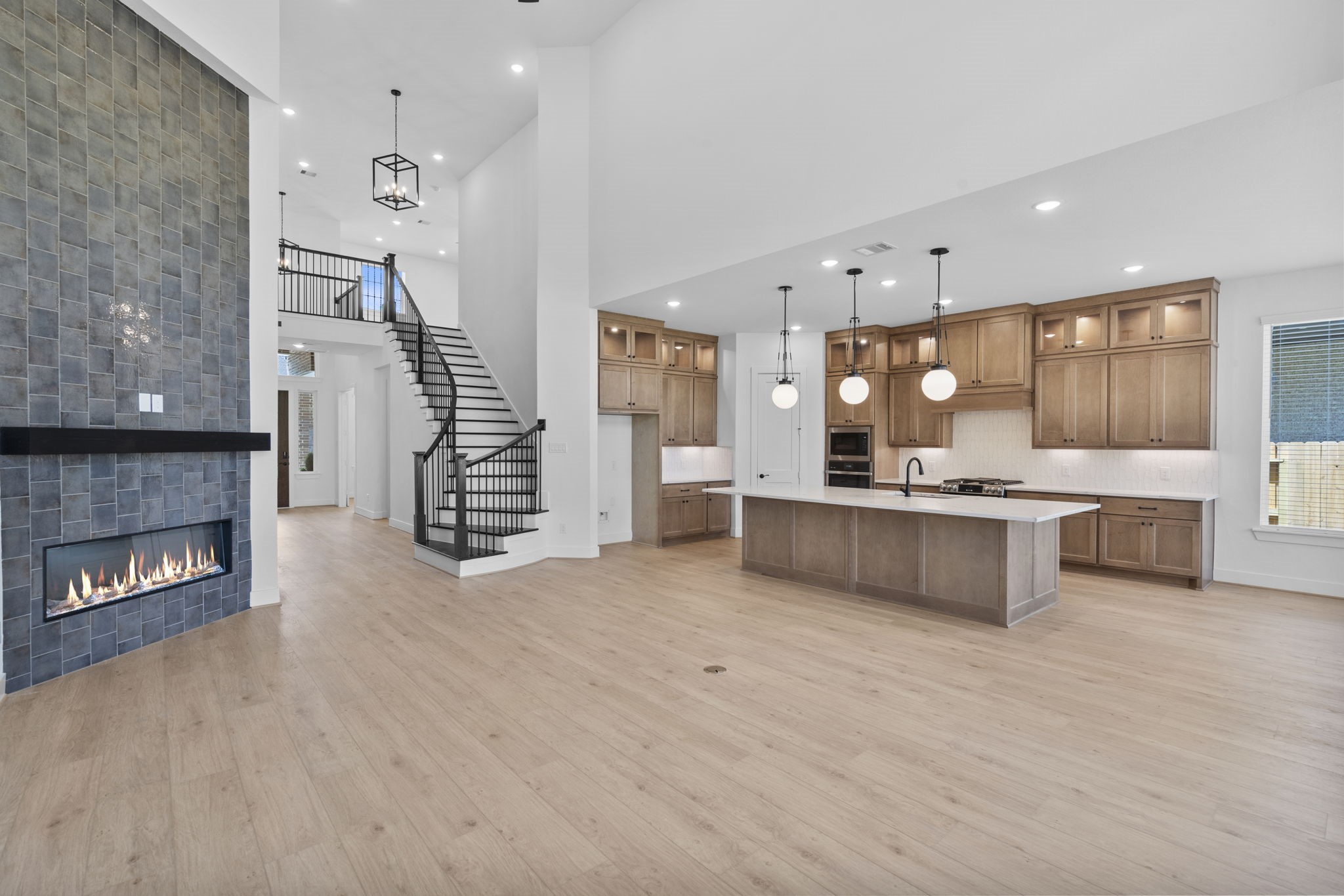 16025 Mahogany Mist Drive Property Photo 7