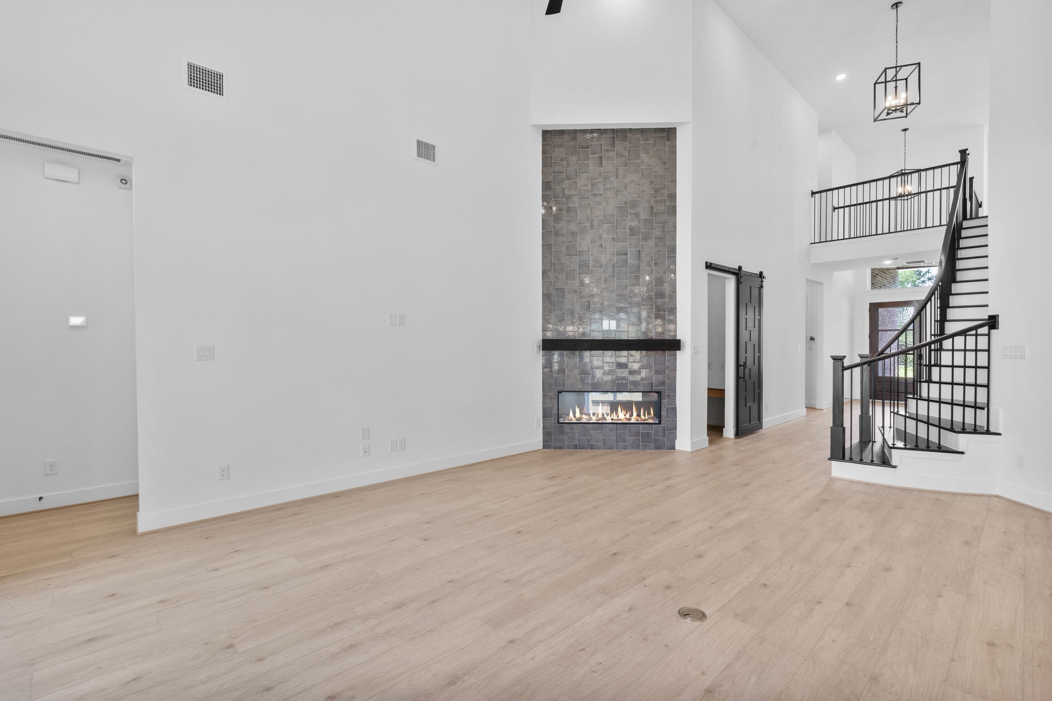 16025 Mahogany Mist Drive Property Photo 9