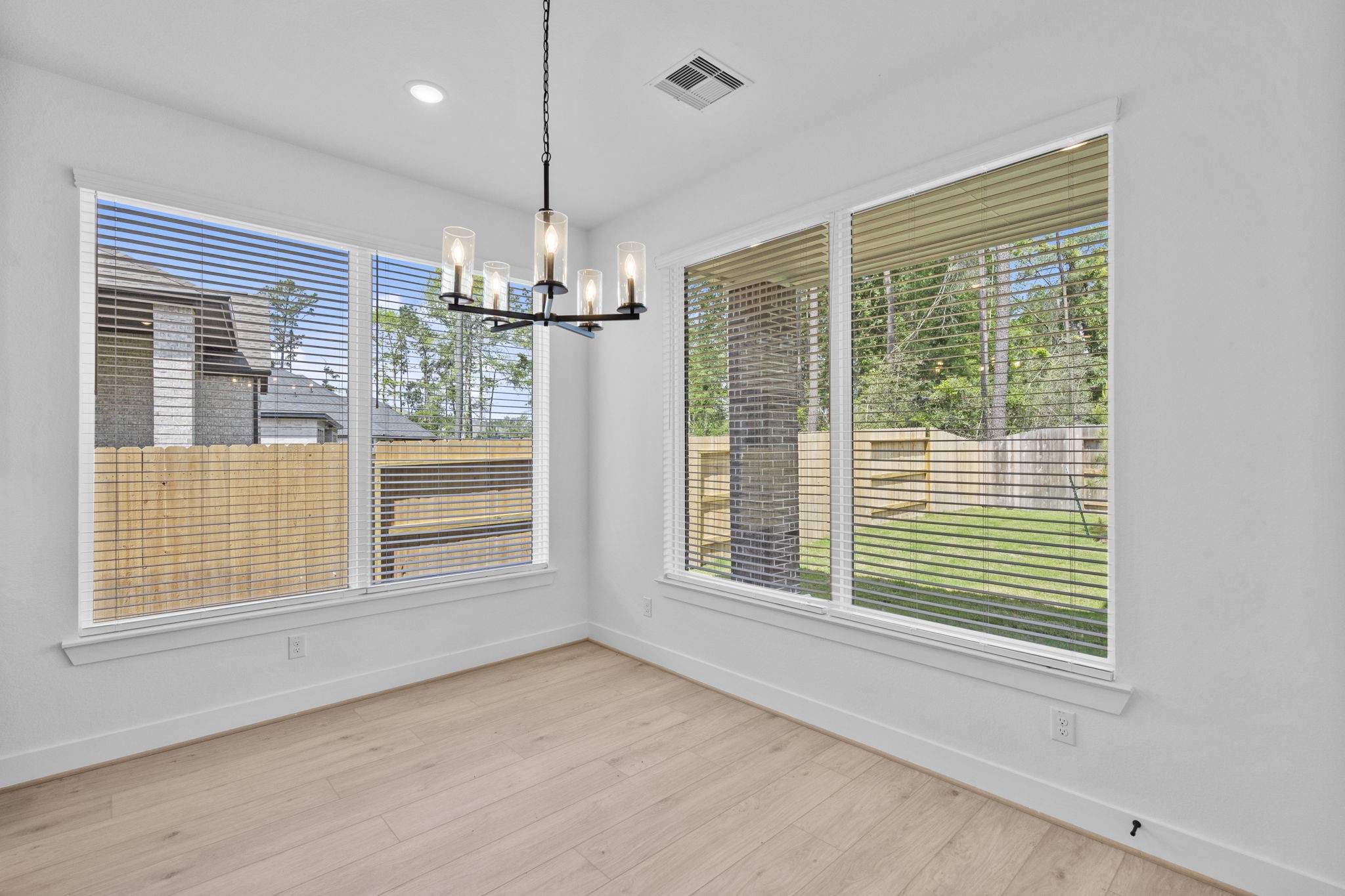 16025 Mahogany Mist Drive Property Photo 10