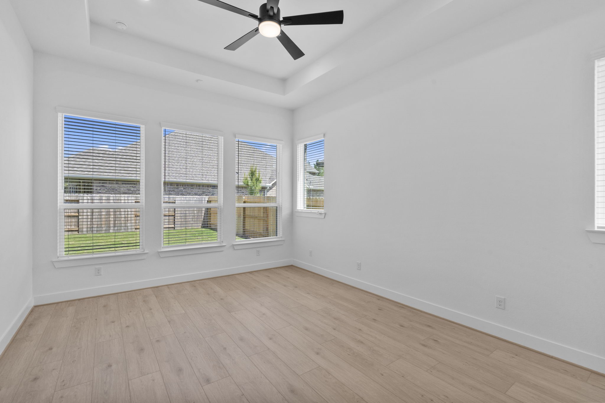 16025 Mahogany Mist Drive Property Photo 15