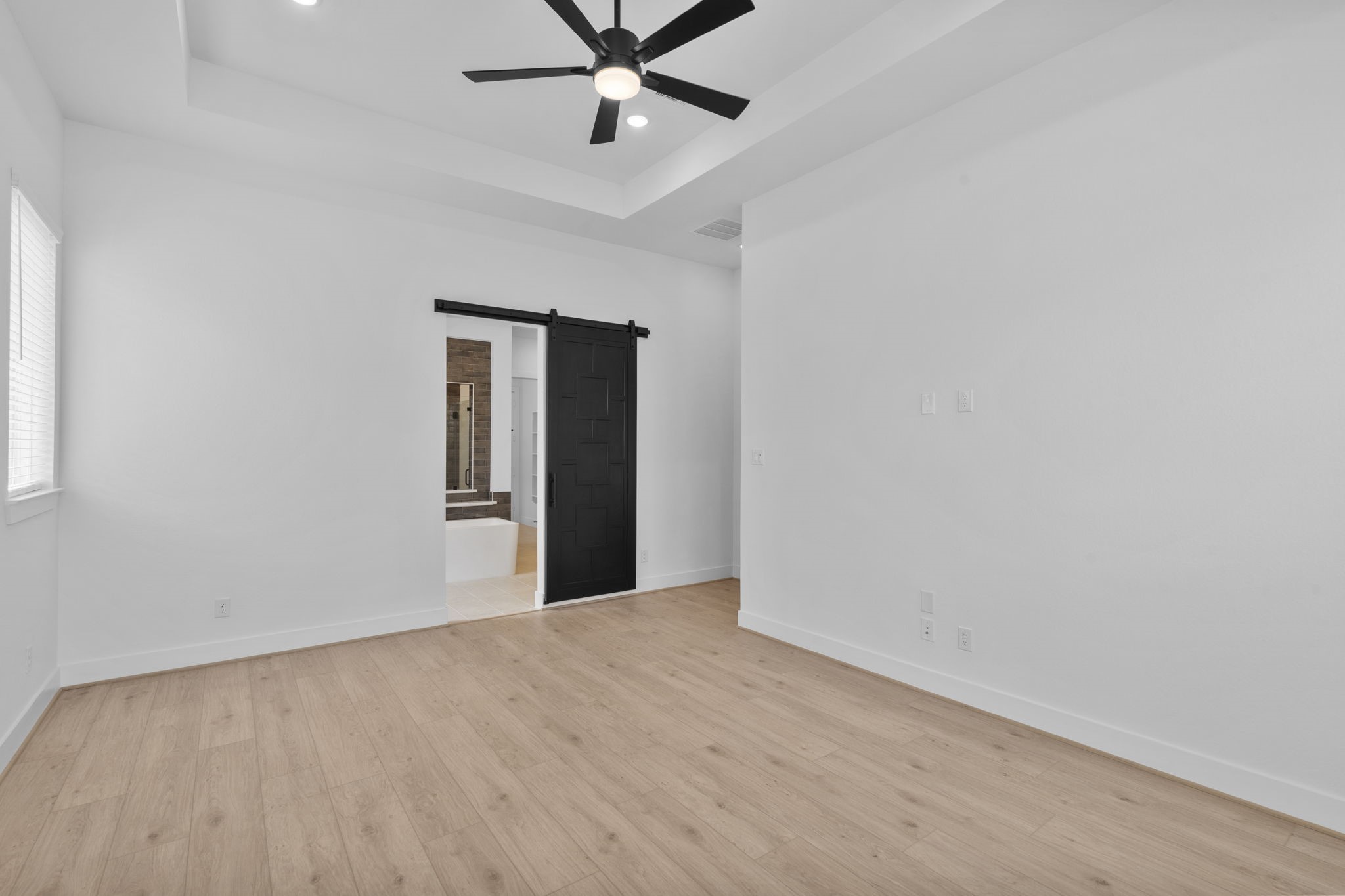 16025 Mahogany Mist Drive Property Photo 16