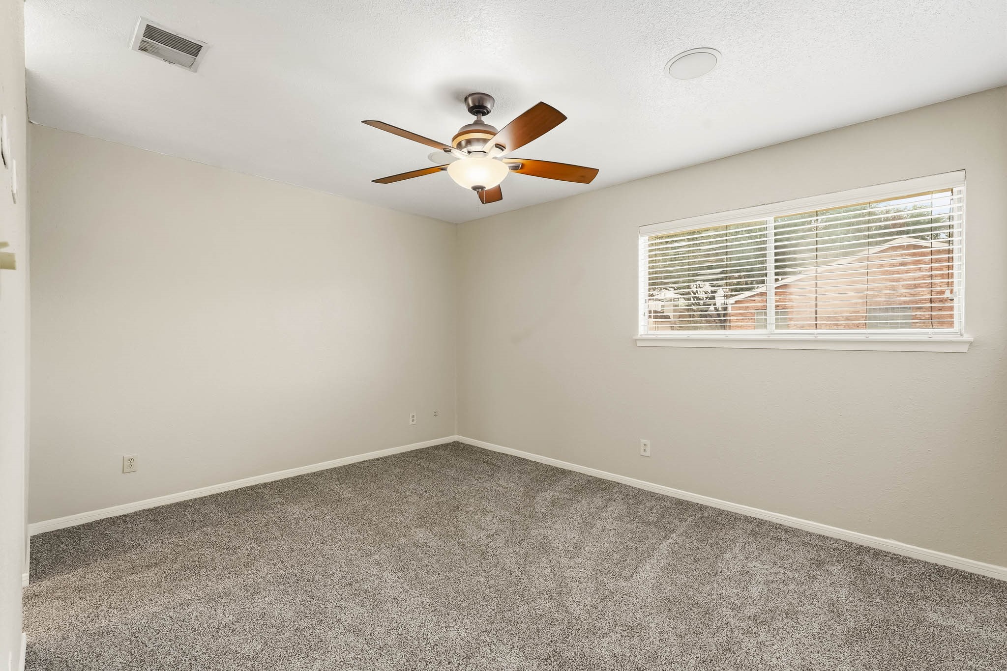 6111 Beverly Hill Street 28 Property Photo 8